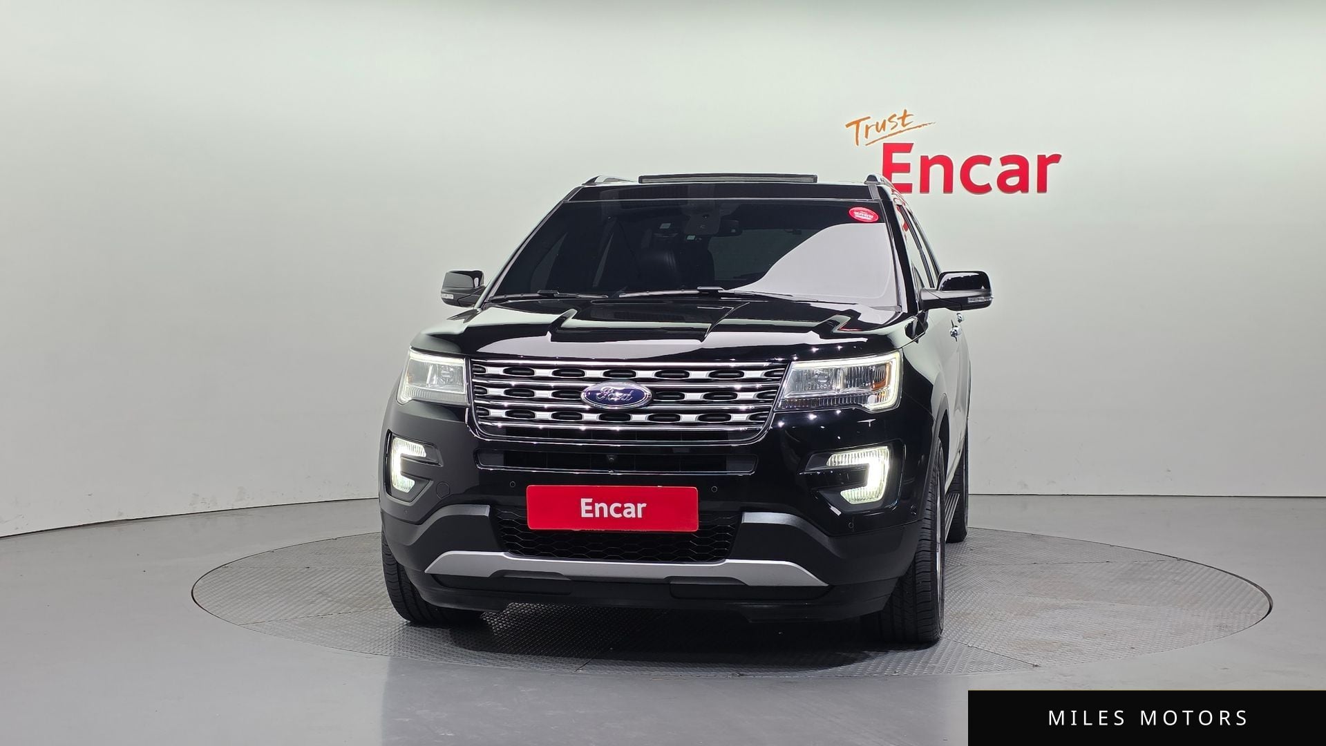 Ford Explorer 2017 — миниатюра 3