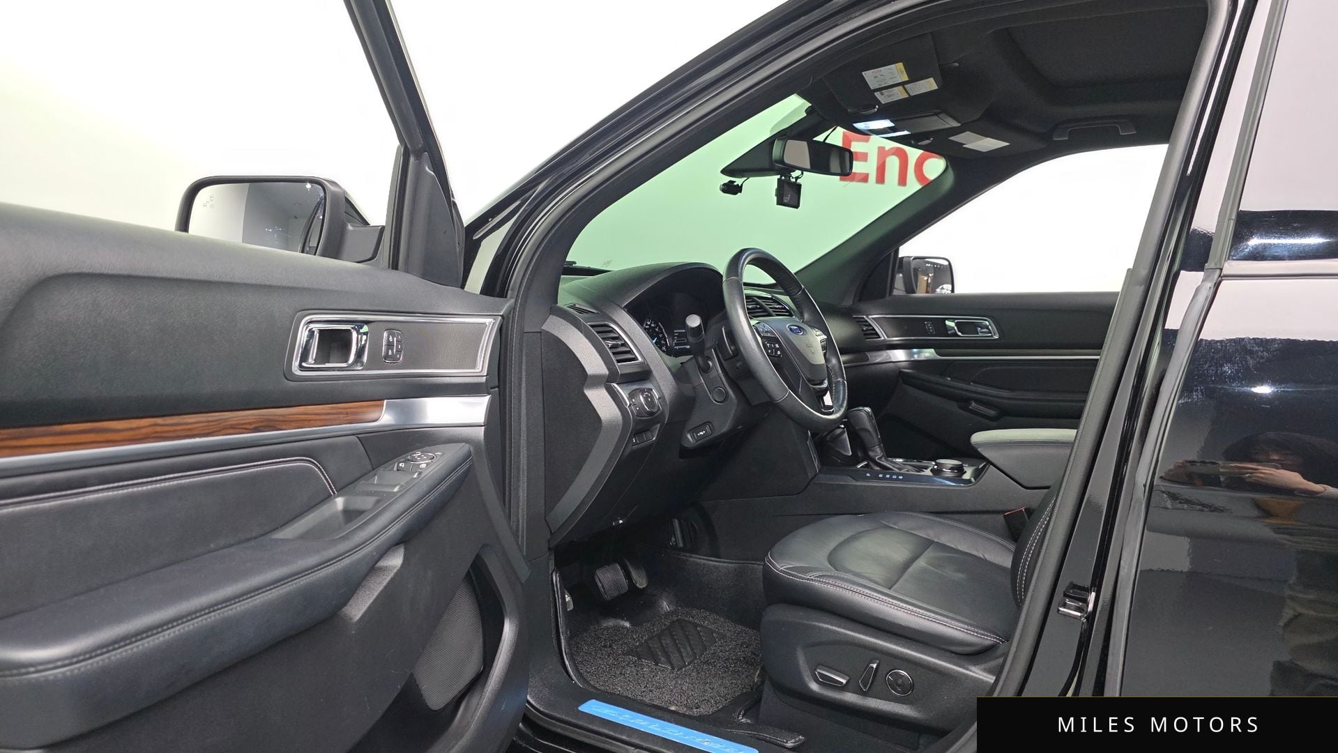Ford Explorer 2017 — миниатюра 12