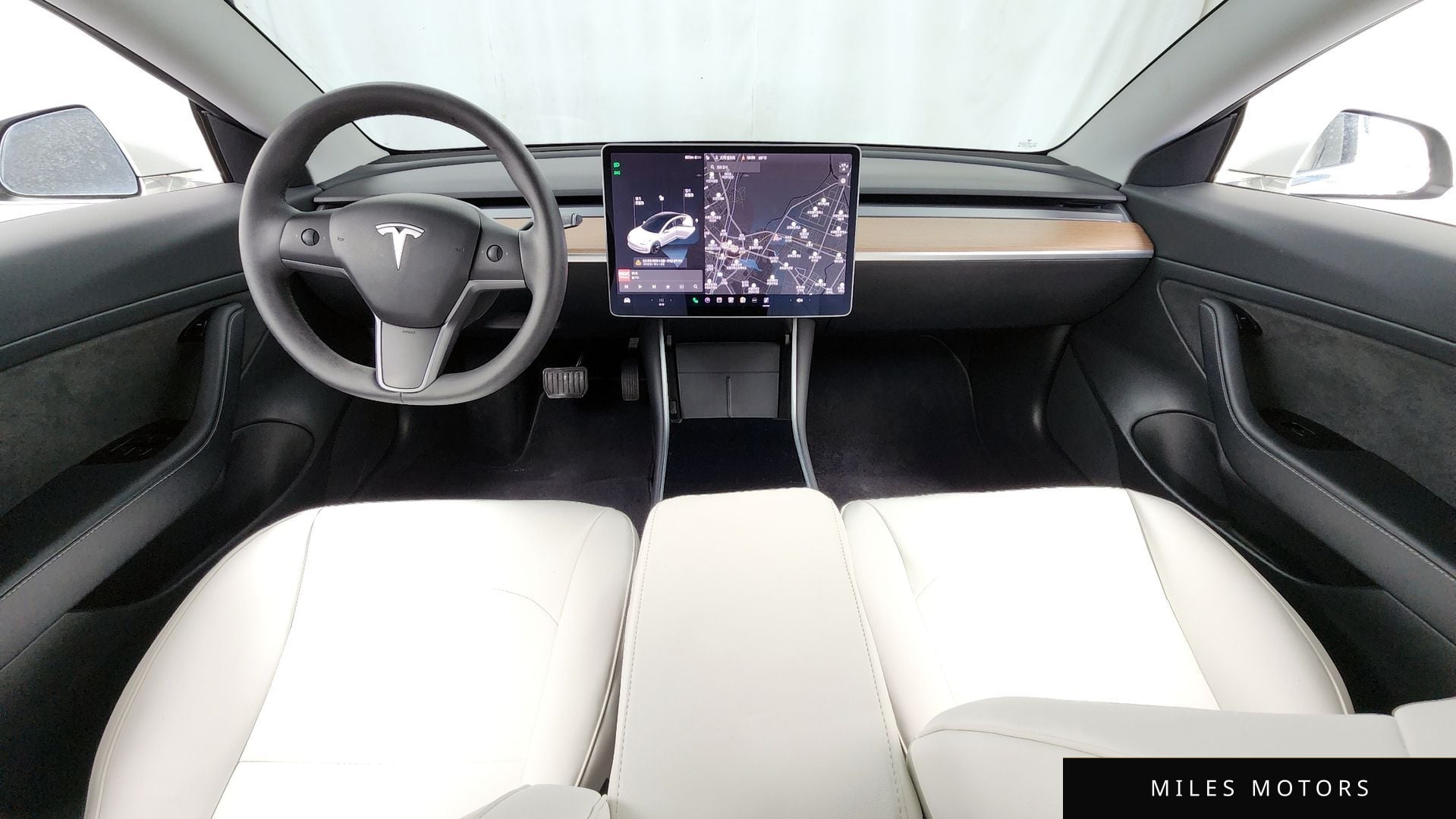 Tesla Model 3 2020 — миниатюра 7