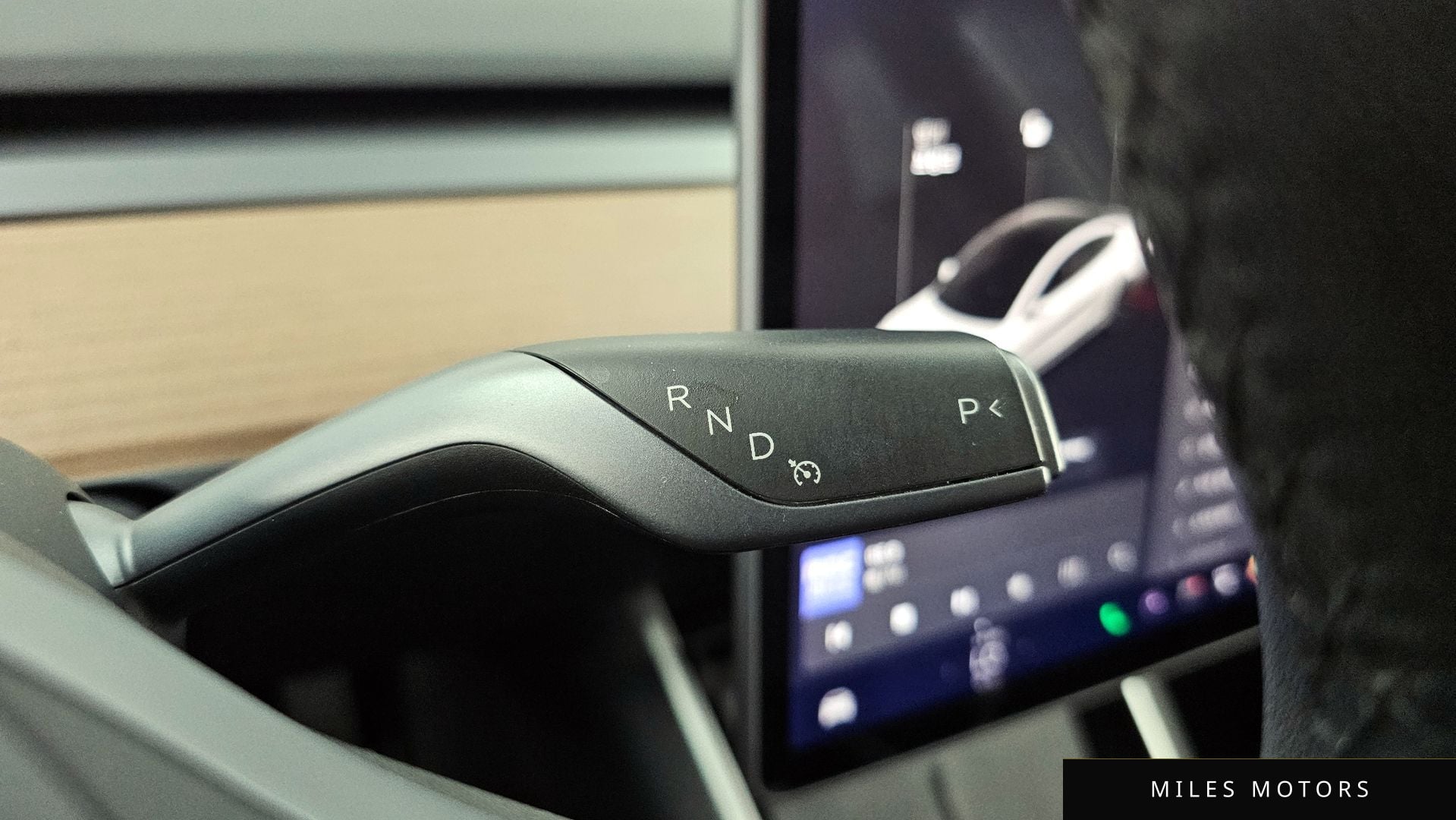 Tesla Model 3 2020 — миниатюра 9