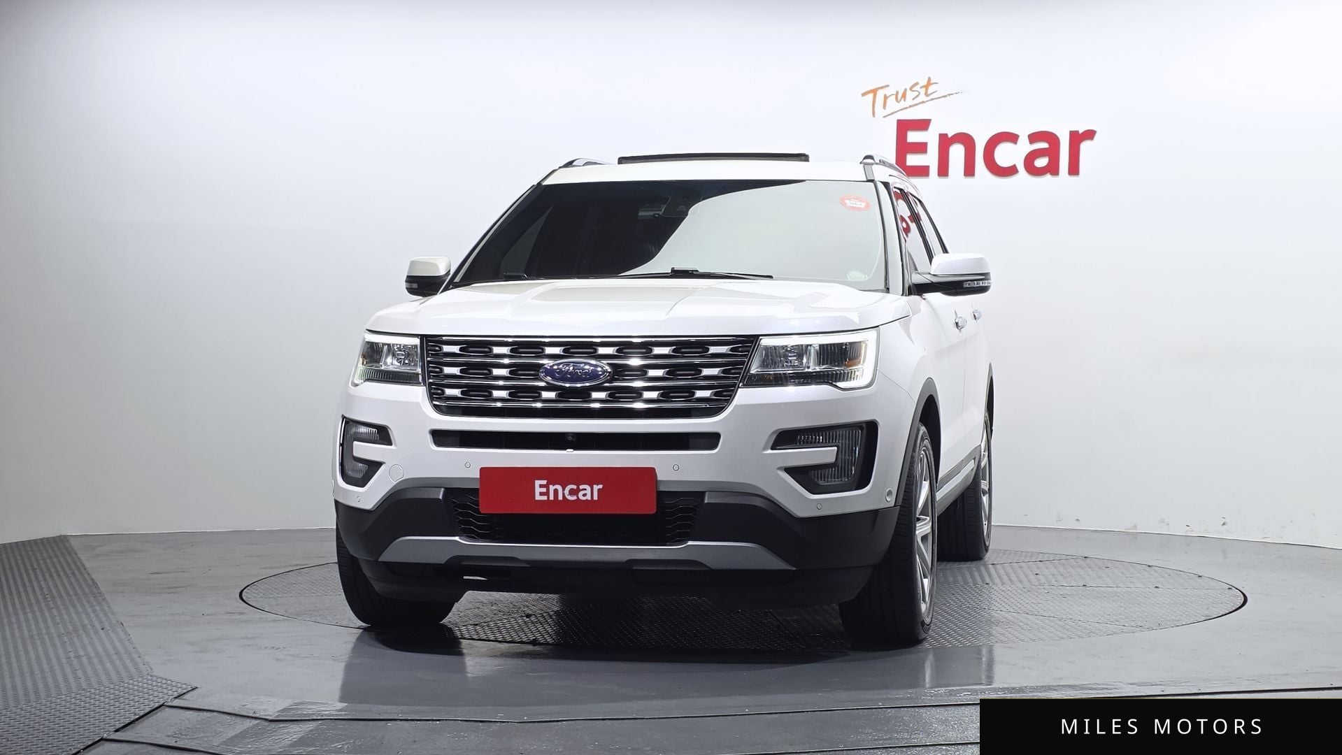 Ford Explorer 2017 — миниатюра 3