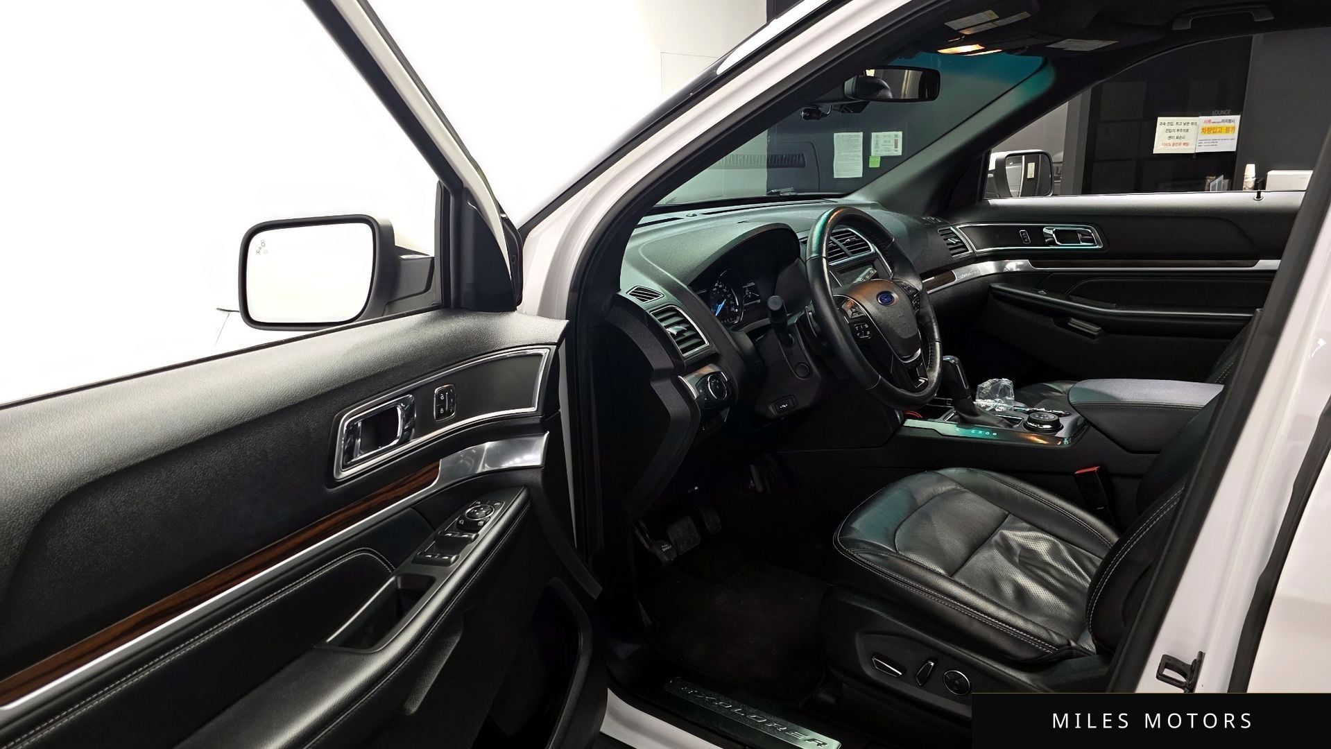 Ford Explorer 2017 — миниатюра 10