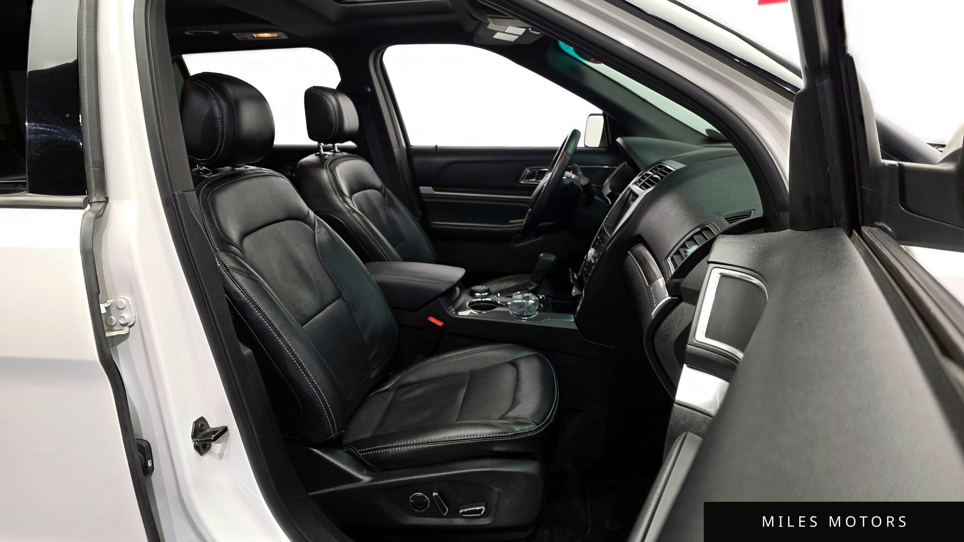 Ford Explorer 2017 — миниатюра 11