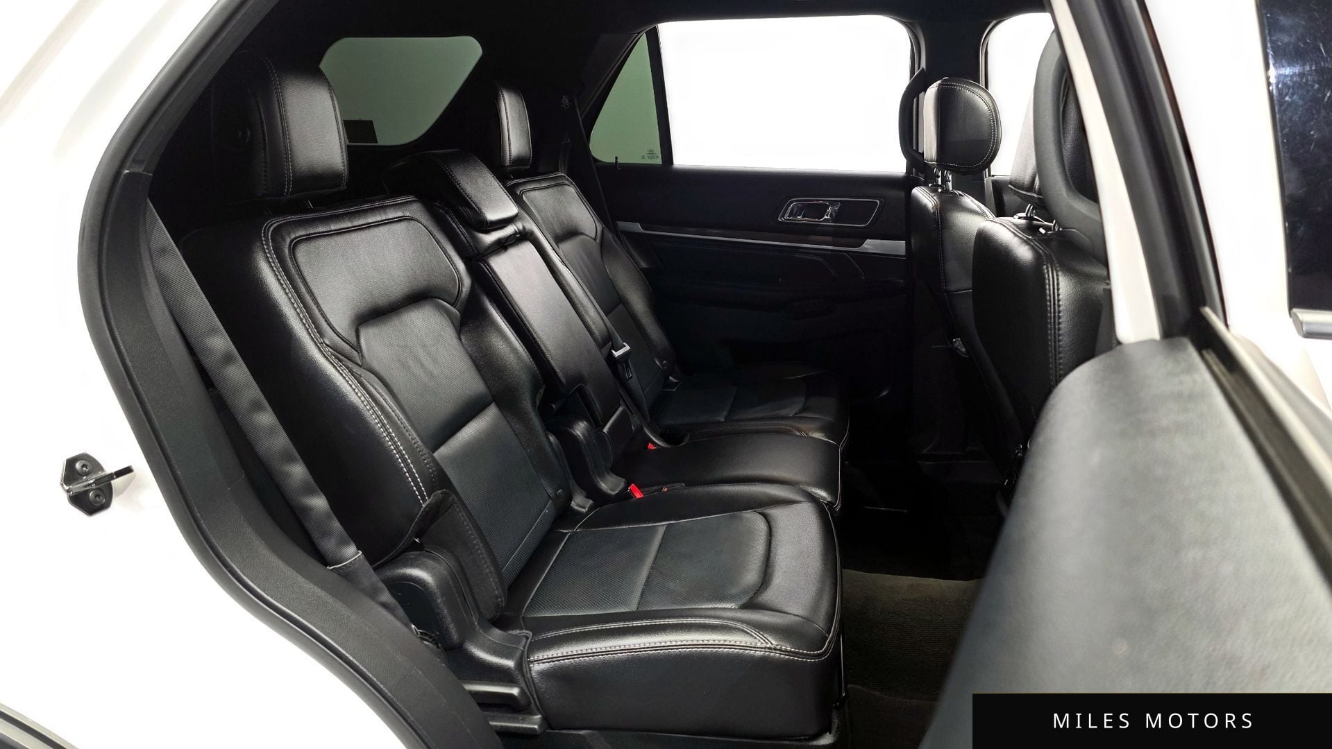 Ford Explorer 2017 — миниатюра 12