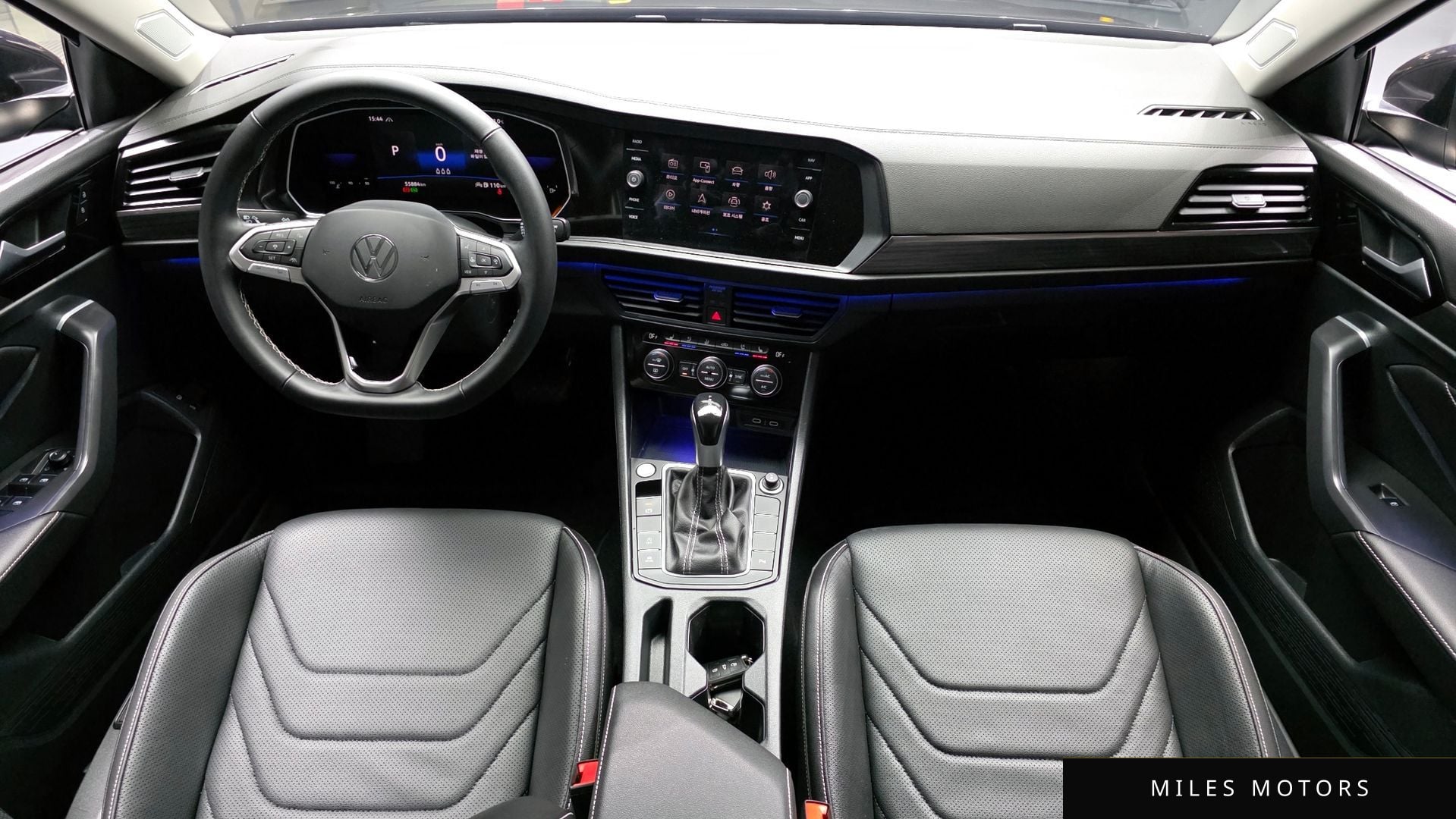 Volkswagen 제타 2023 — миниатюра 7