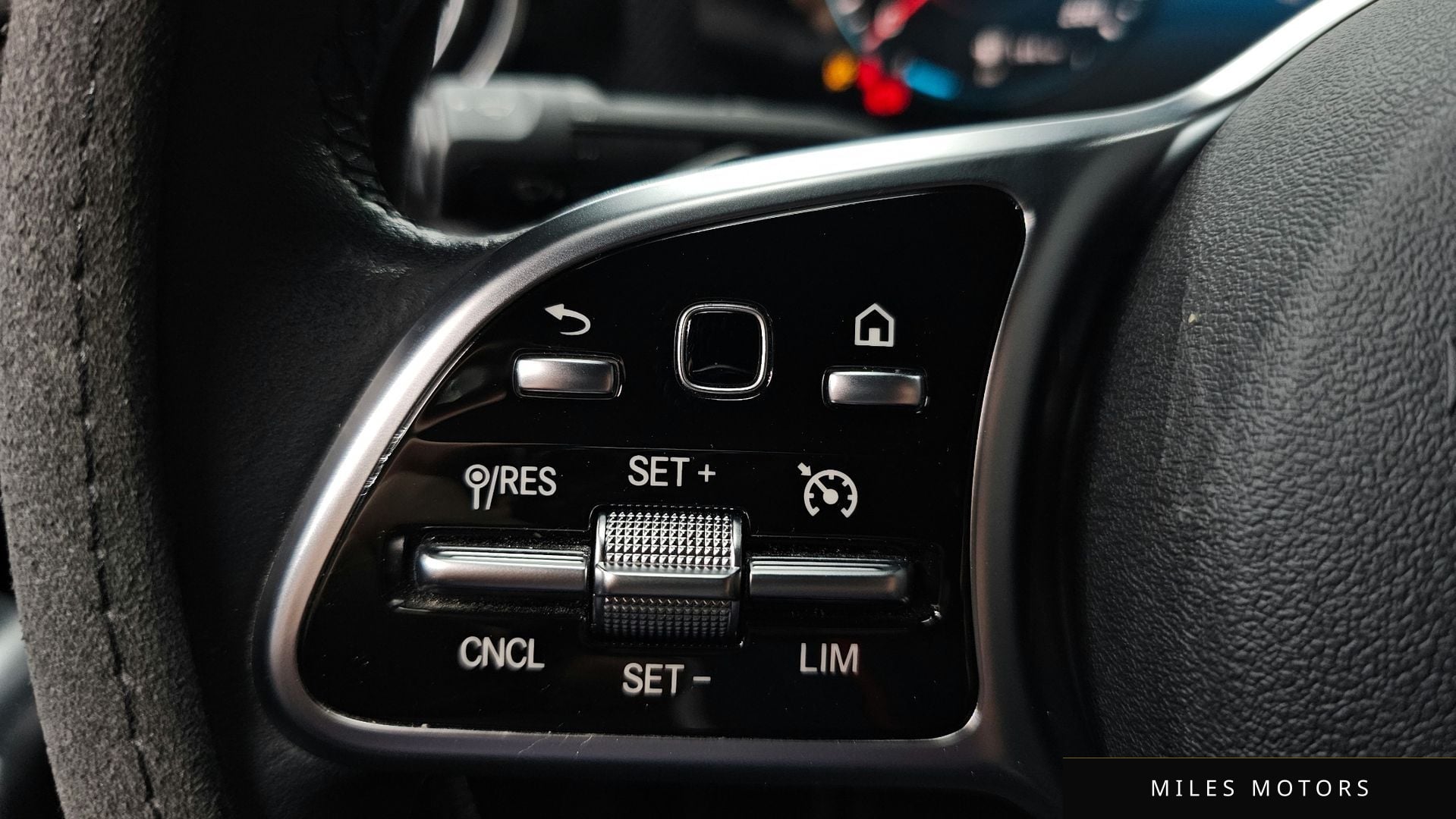 Mercedes-Benz A-클래스 W177 2021 — миниатюра 19