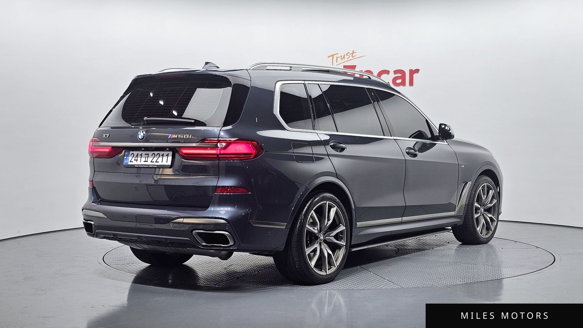 BMW X7 (G07) 2022 — миниатюра 2
