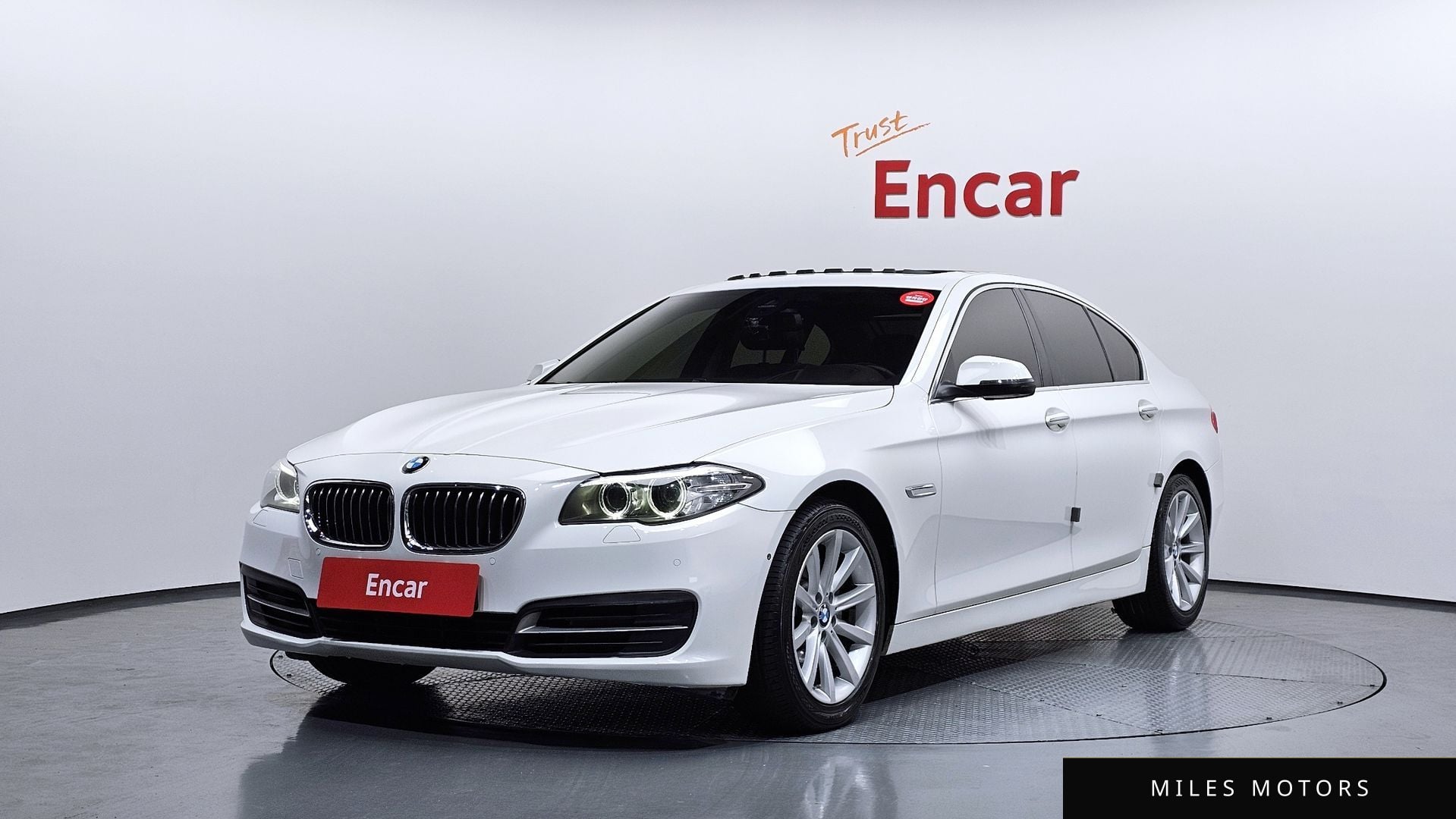 BMW 5 Series (F10) 2015 — фото 1 из 12