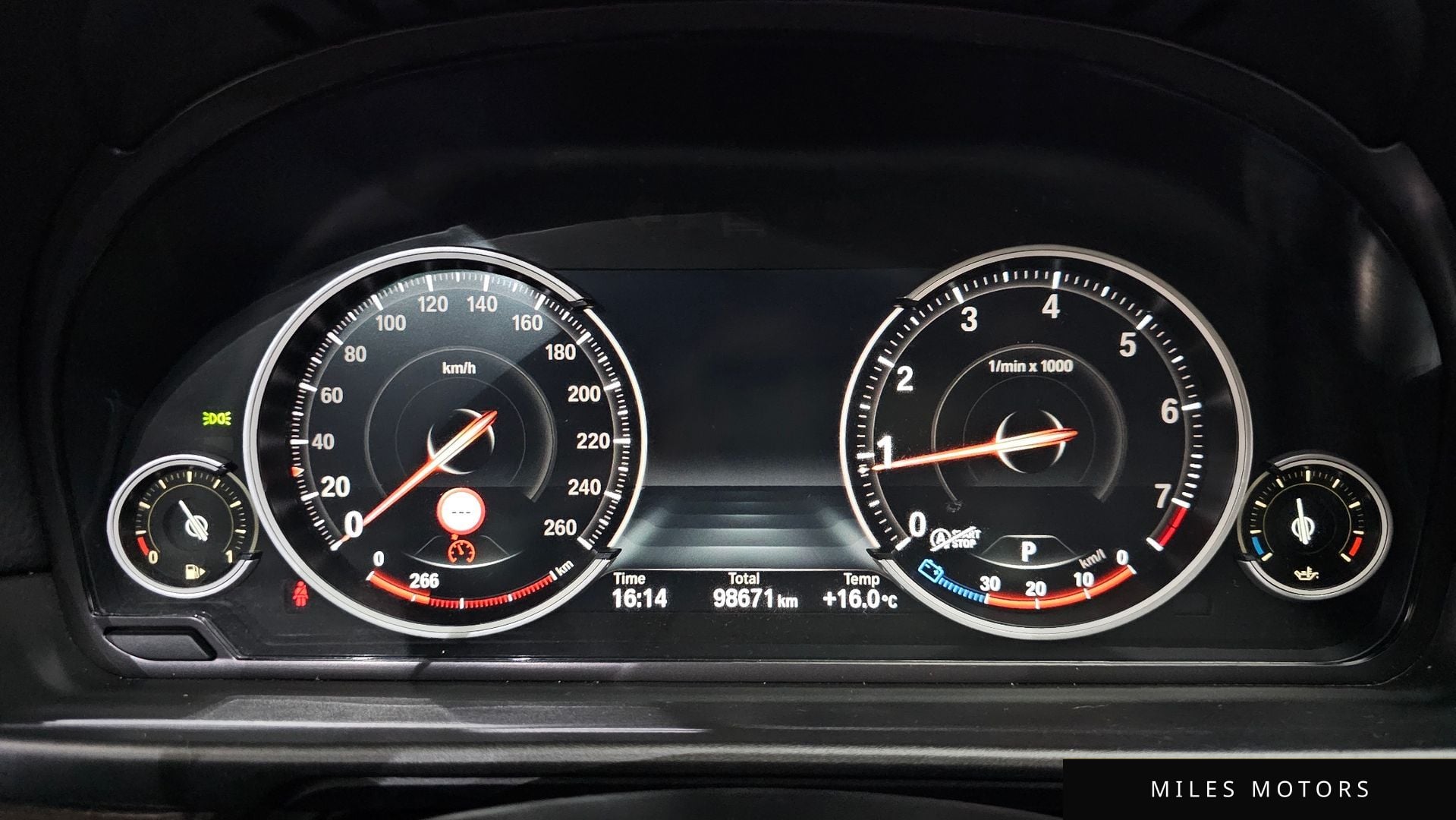 BMW 5 Series (F10) 2015 — миниатюра 8