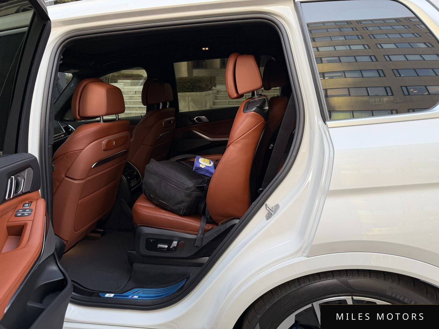 BMW X7 (G07) 2026 — миниатюра 8