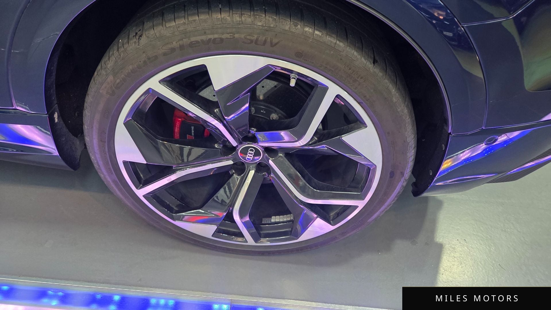 Audi RSQ8 (4M) 2023 — миниатюра 5