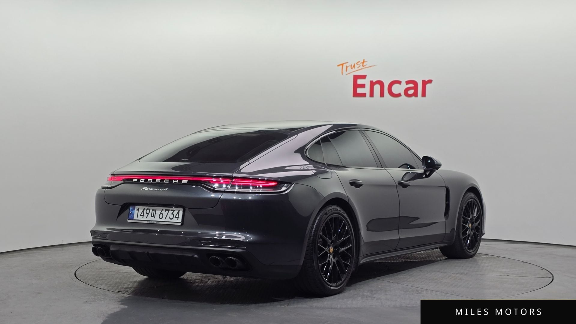 Porsche Panamera 2022 — миниатюра 2