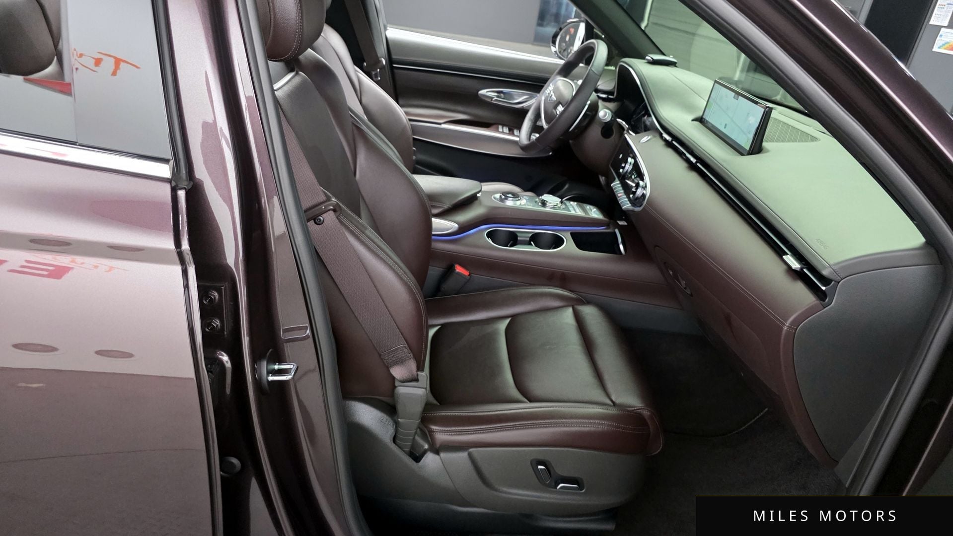 Genesis GV70 2023 — миниатюра 12