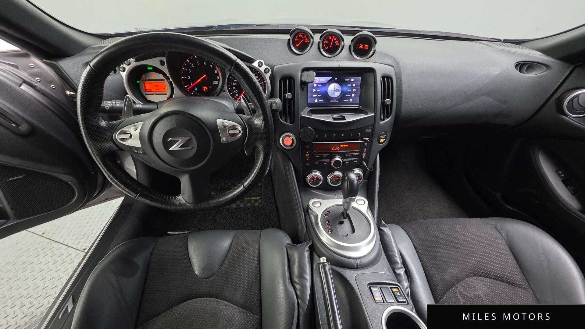 Nissan 370Z 2009 — миниатюра 7