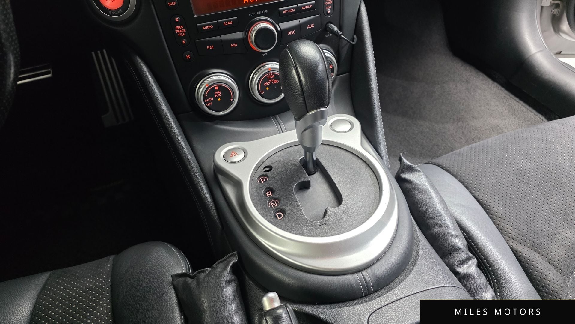 Nissan 370Z 2009 — миниатюра 9
