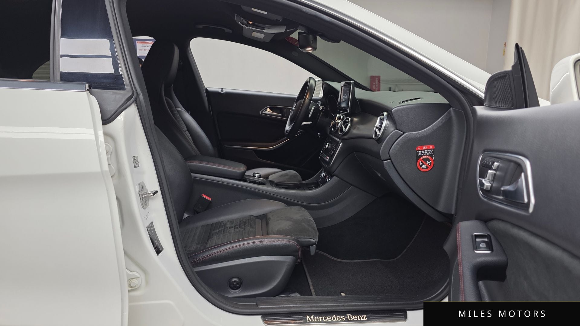 Mercedes-Benz CLA-Class C117 2019 — миниатюра 11