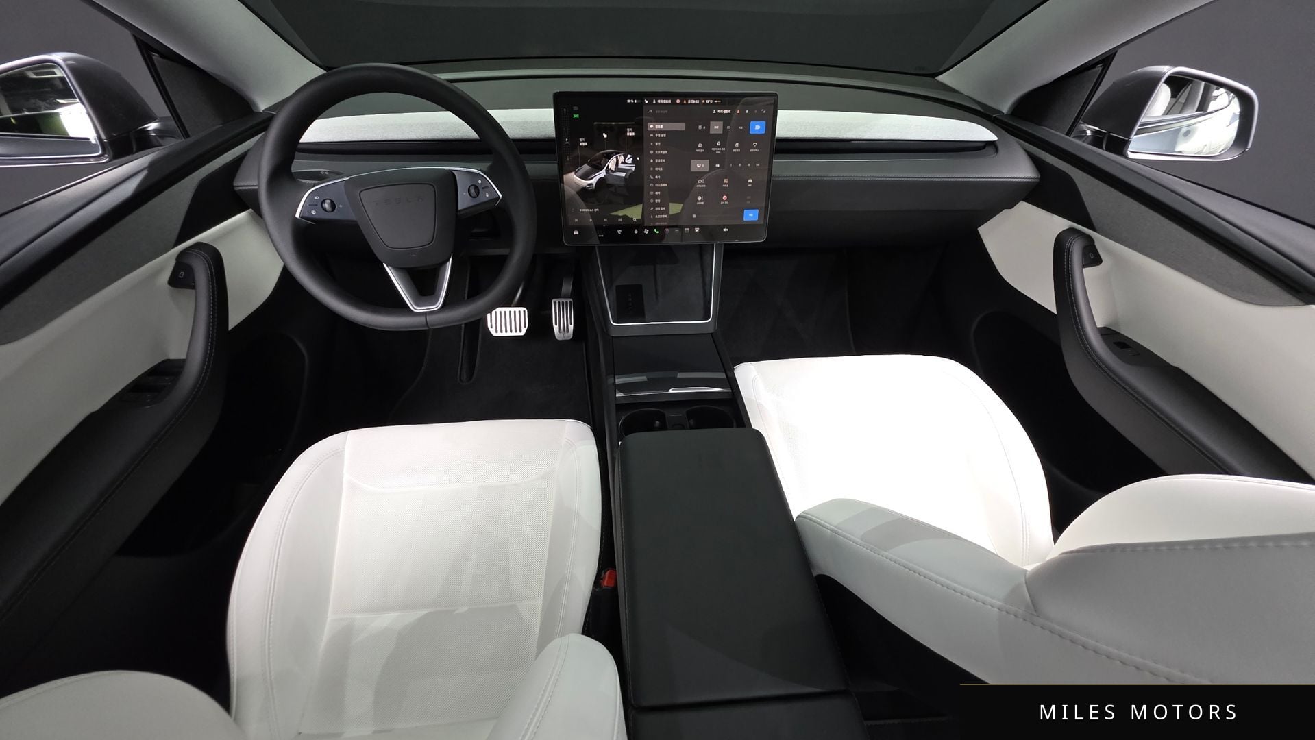 Tesla Model Y 2025 — миниатюра 7