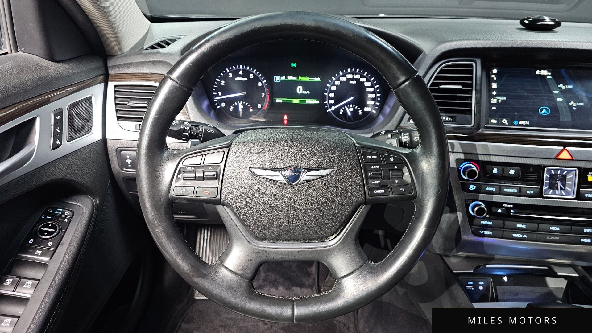 Genesis G80 2018 — миниатюра 12