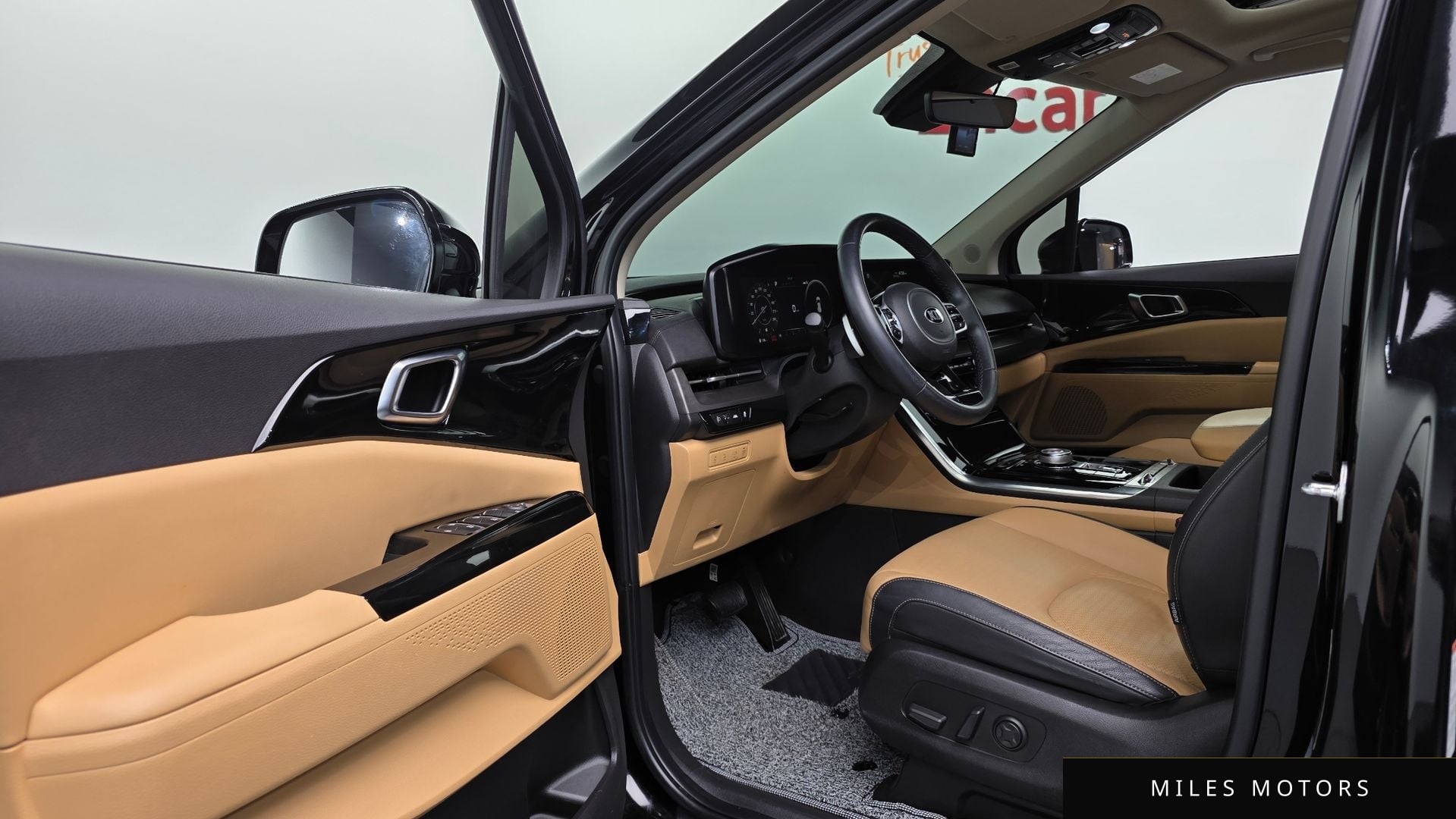 Kia Carnival 2021 — миниатюра 12