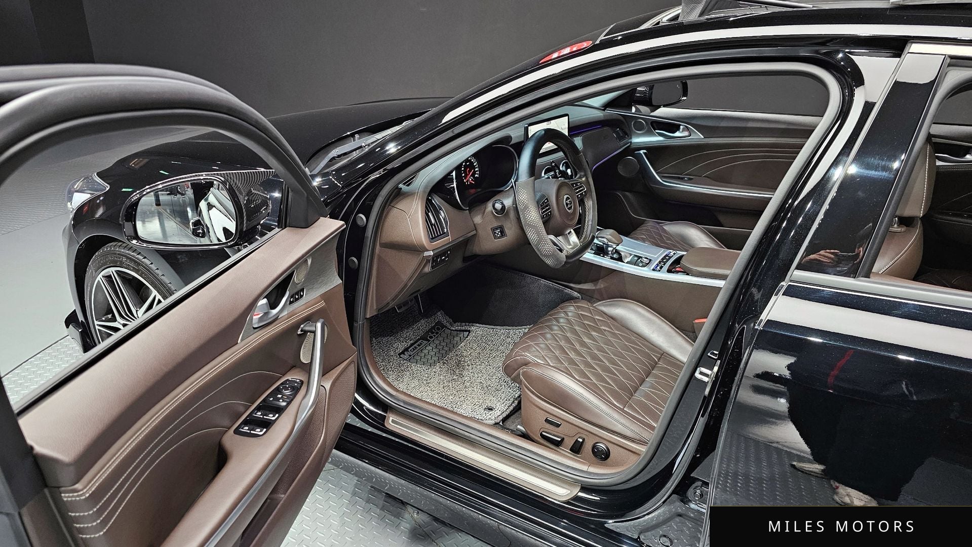Kia Stinger 2021 — миниатюра 11