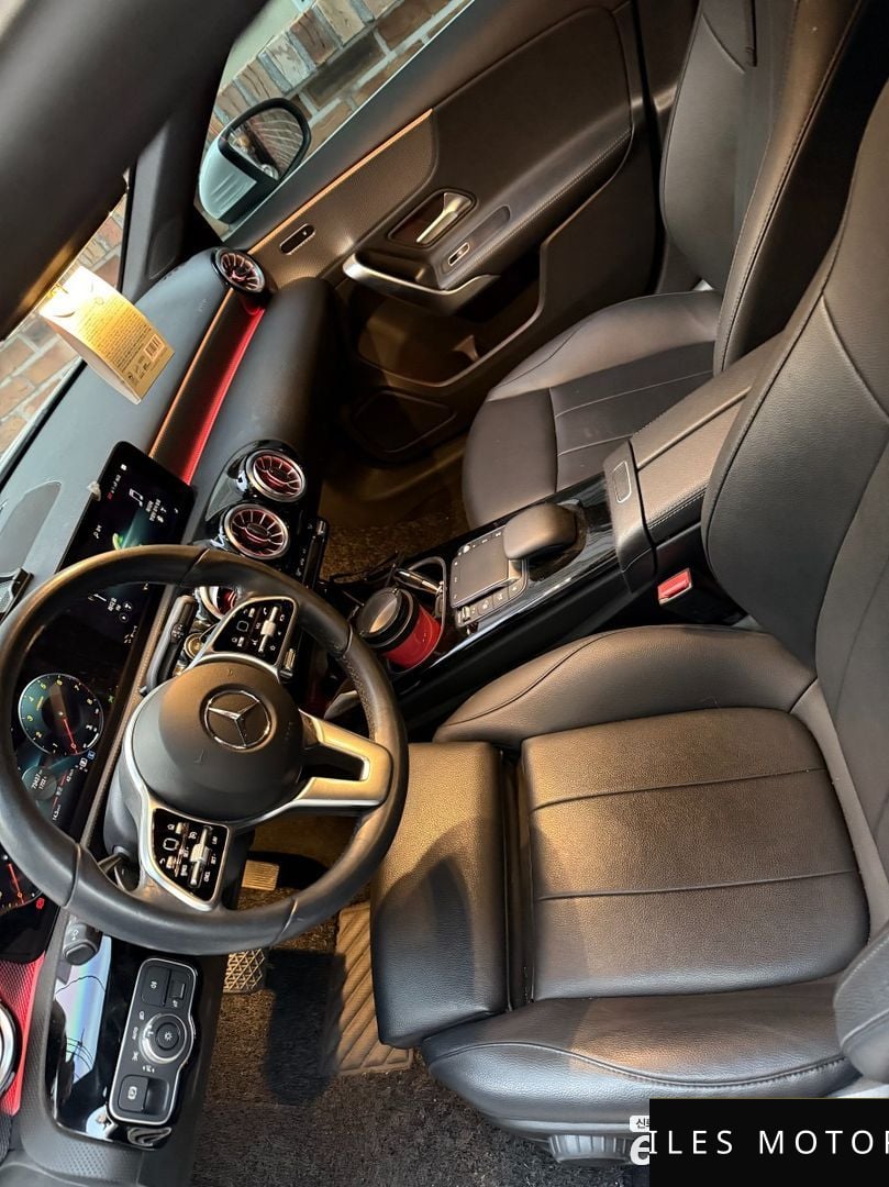 Mercedes-Benz A-Class W177 2022 — миниатюра 7