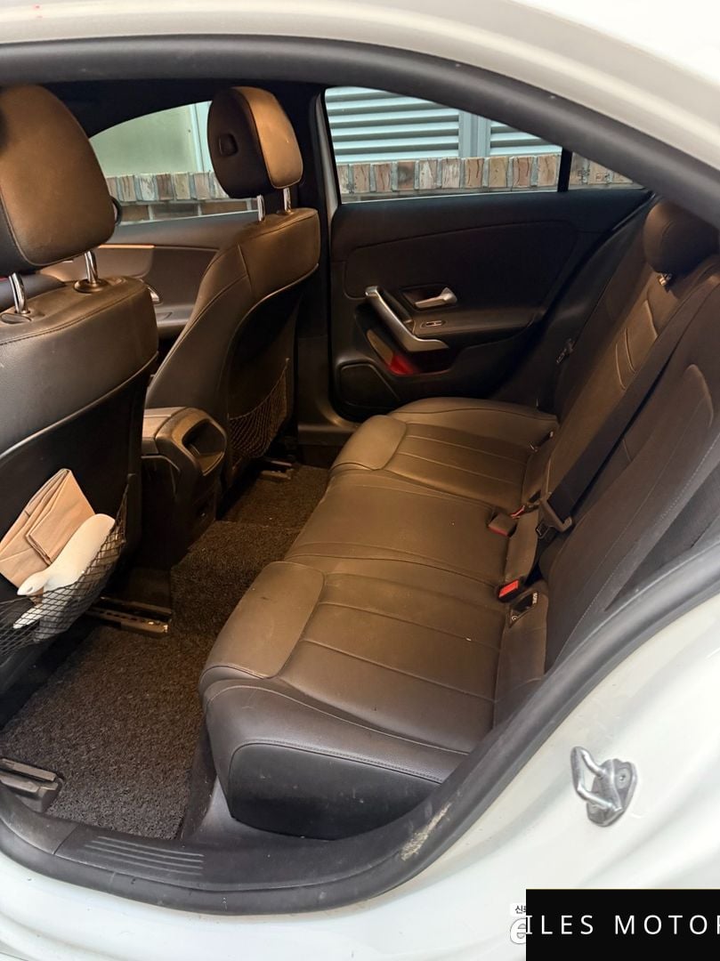 Mercedes-Benz A-Class W177 2022 — миниатюра 9