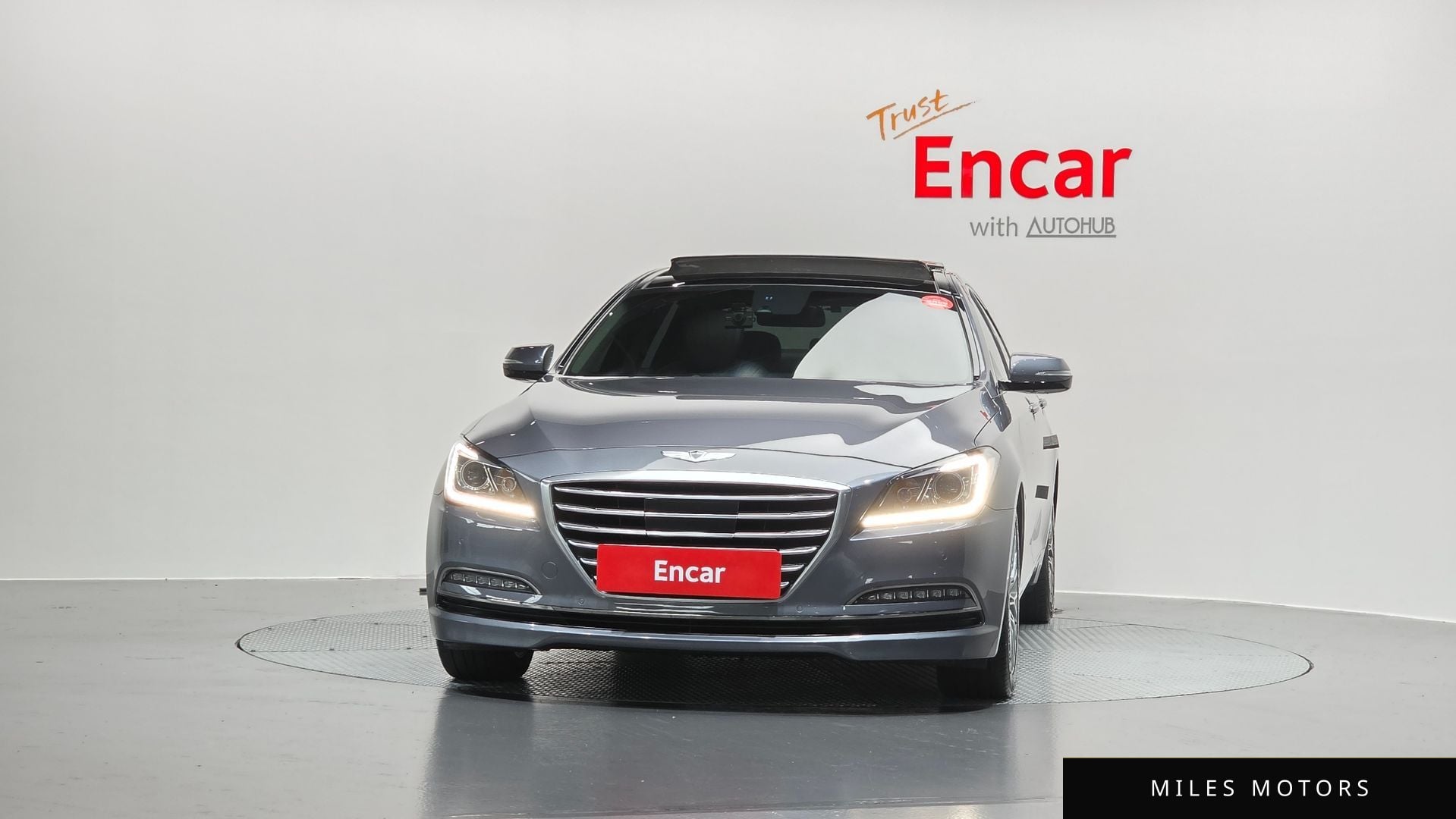 Hyundai Genesis 2016 — миниатюра 3