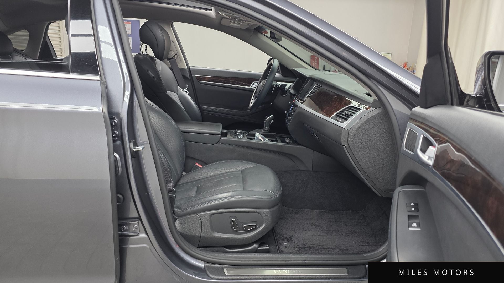 Hyundai Genesis 2016 — миниатюра 11