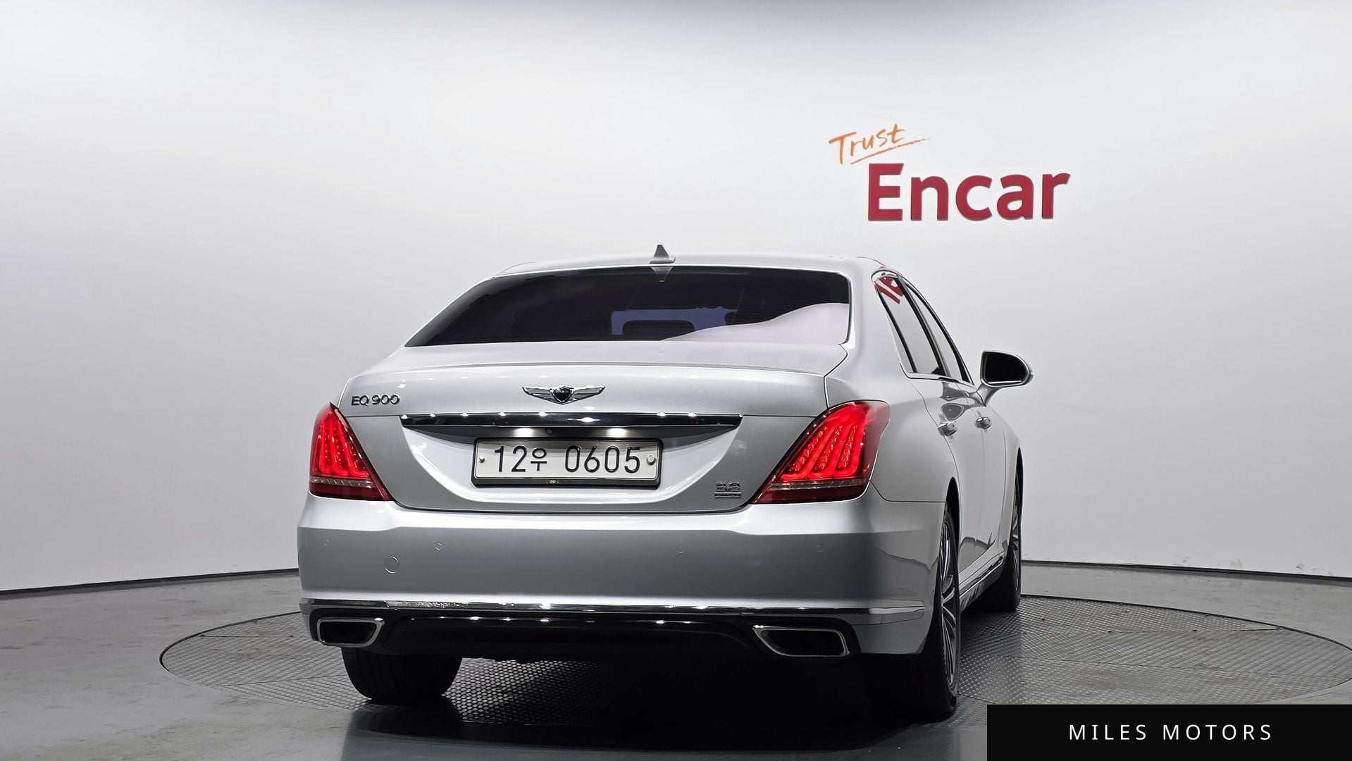 Genesis EQ900 2016 — миниатюра 4