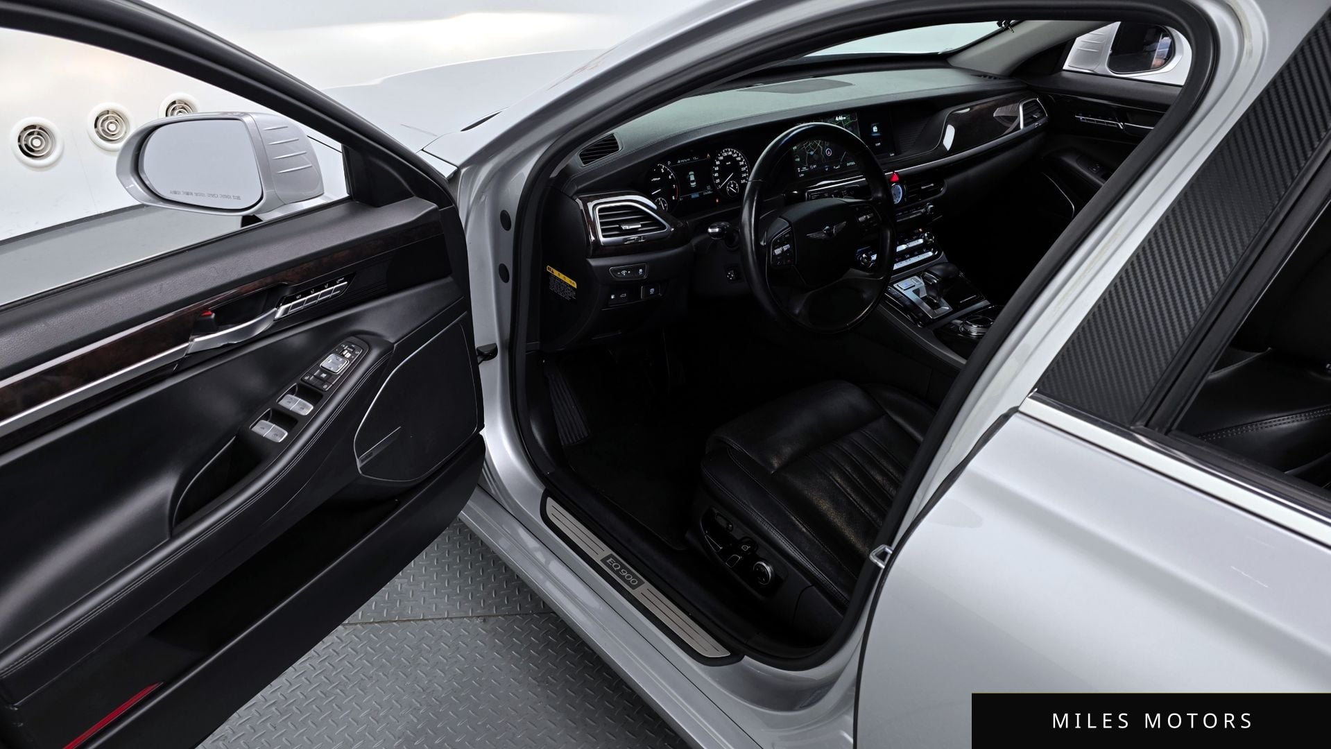 Genesis EQ900 2016 — миниатюра 11