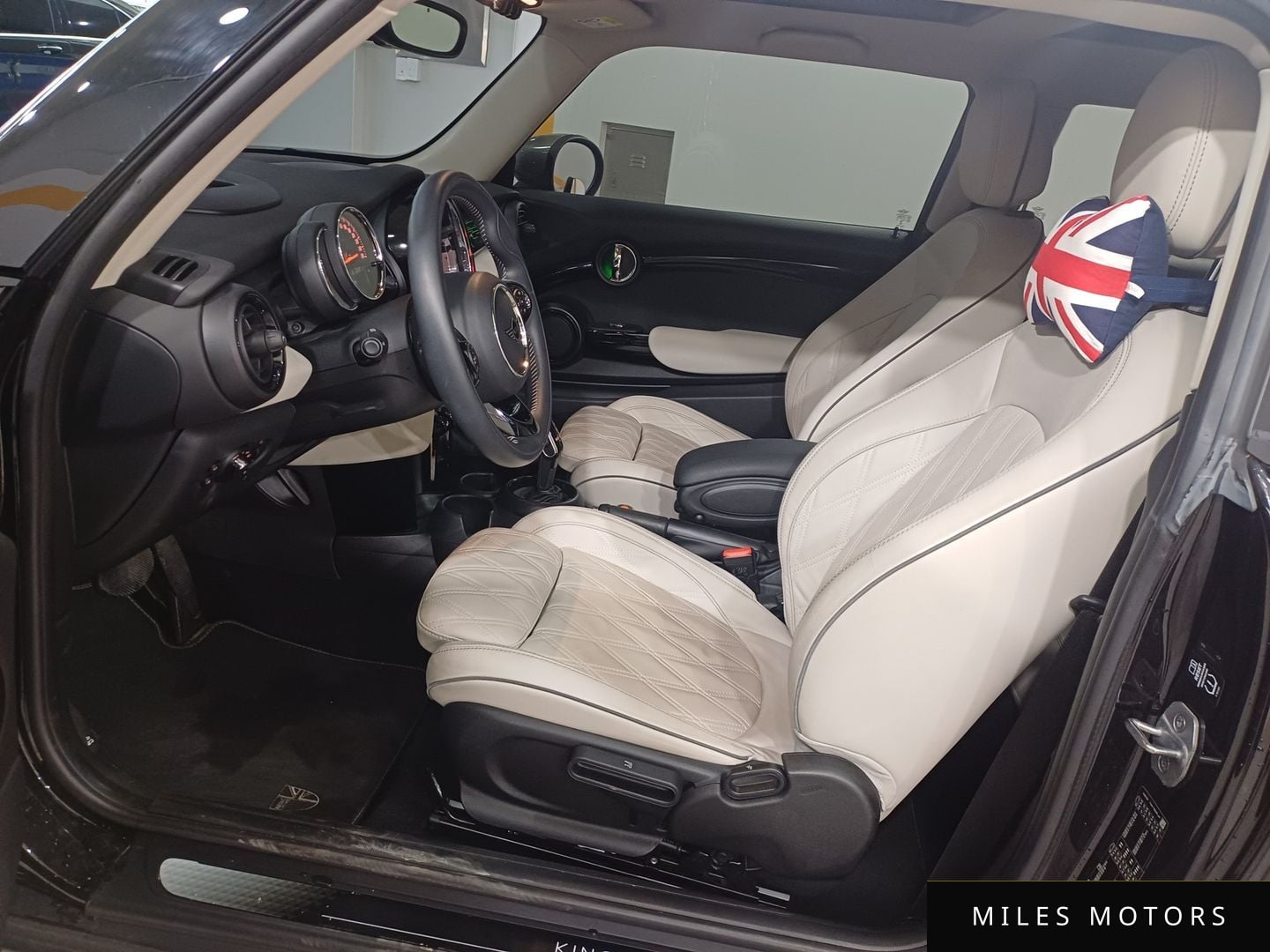 MINI Cooper S 2020 — миниатюра 8