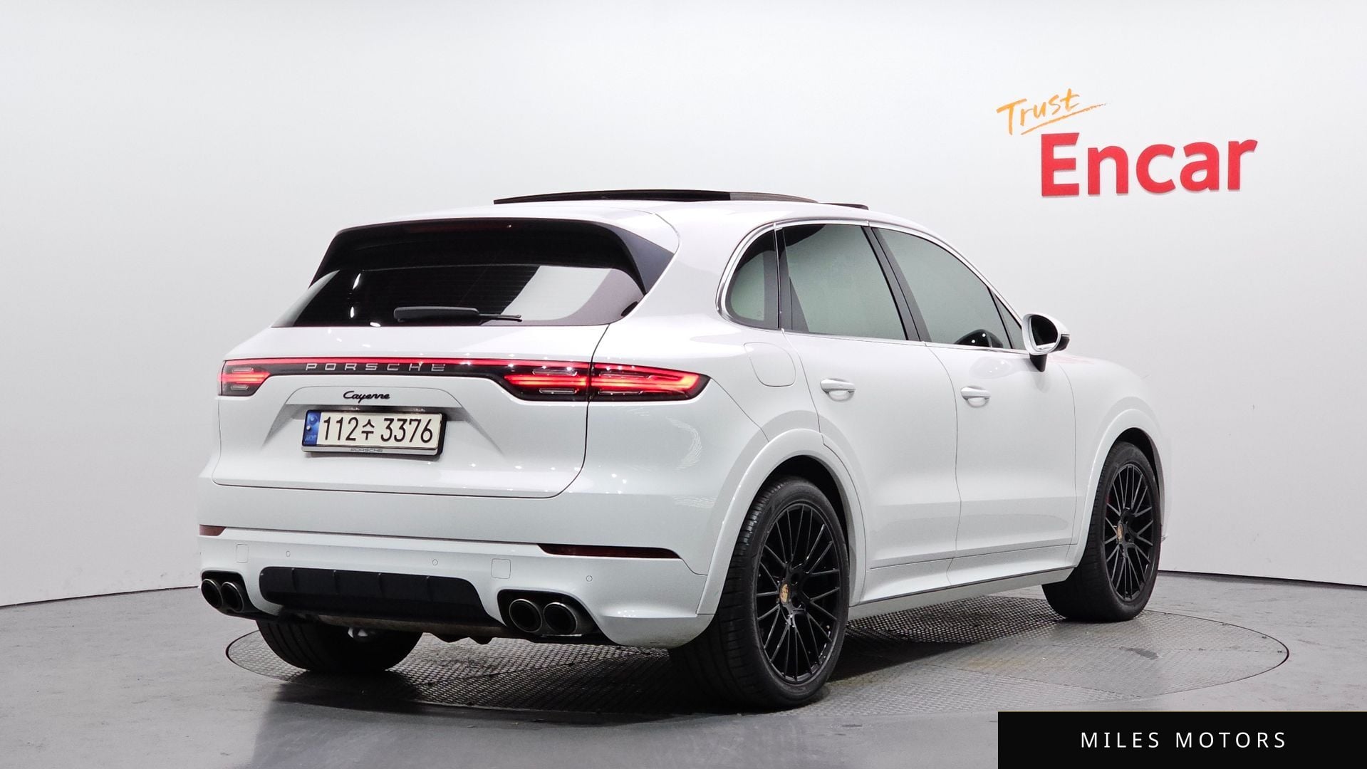 Porsche Cayenne 2019 — миниатюра 2