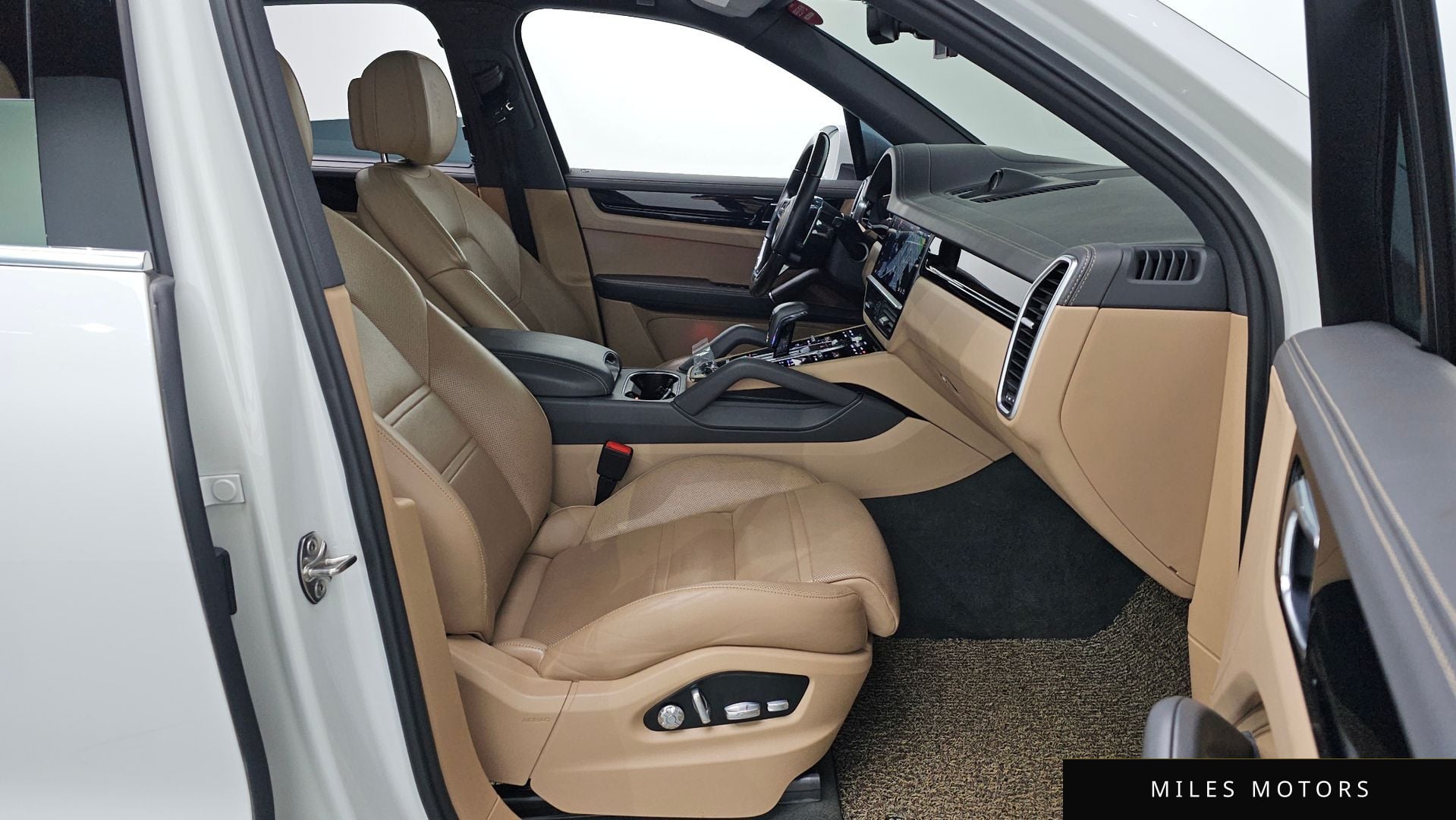 Porsche Cayenne 2019 — миниатюра 11
