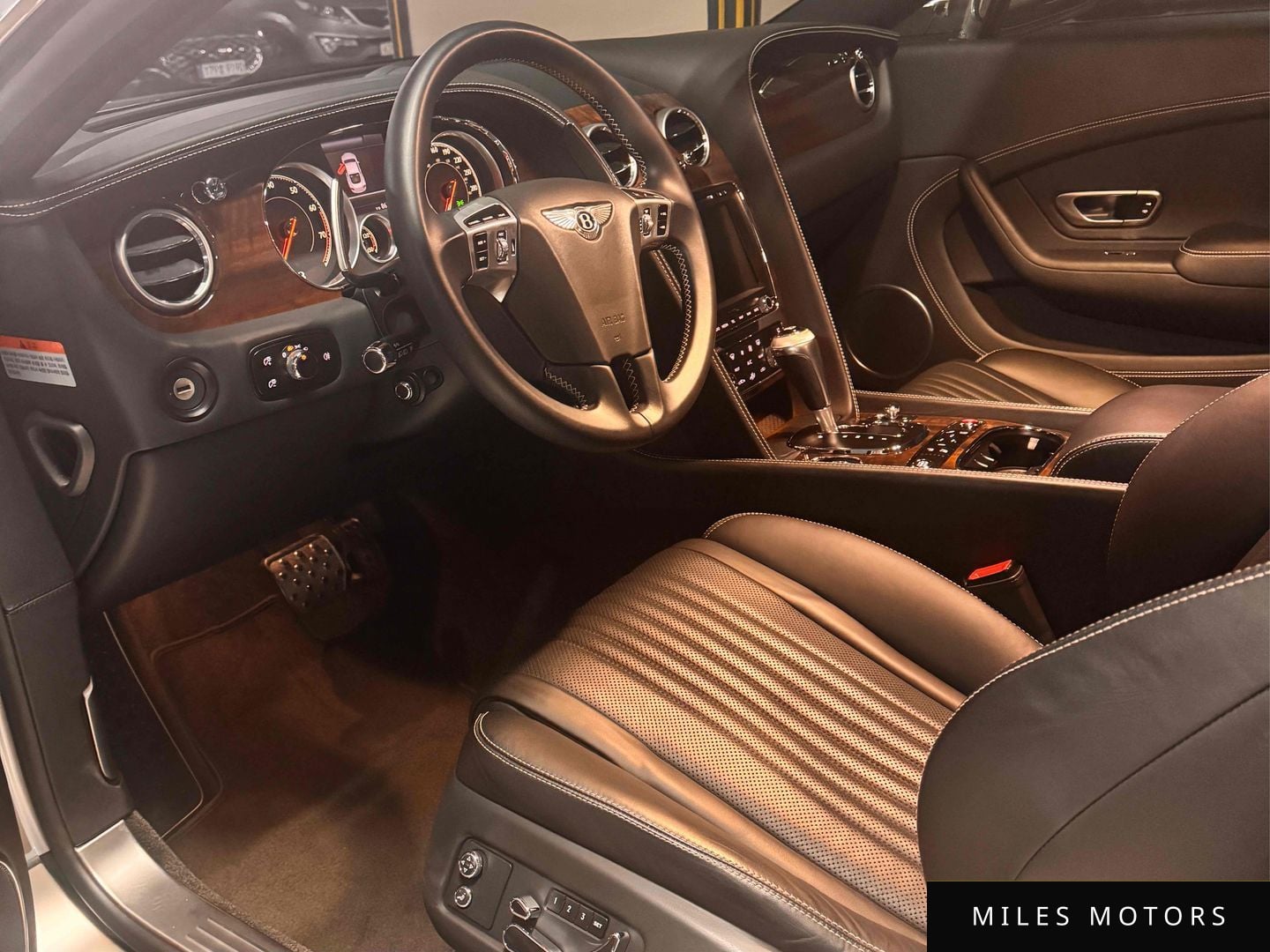 Bentley Continental GT 2017 — миниатюра 6