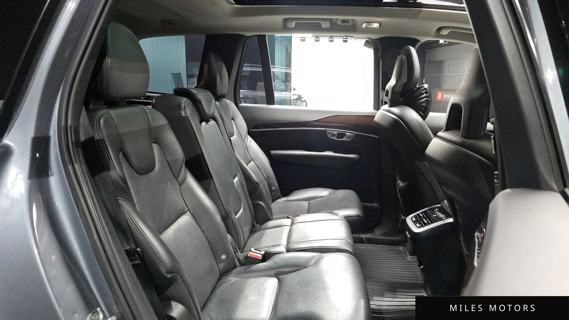 Volvo XC90 2017 — миниатюра 12