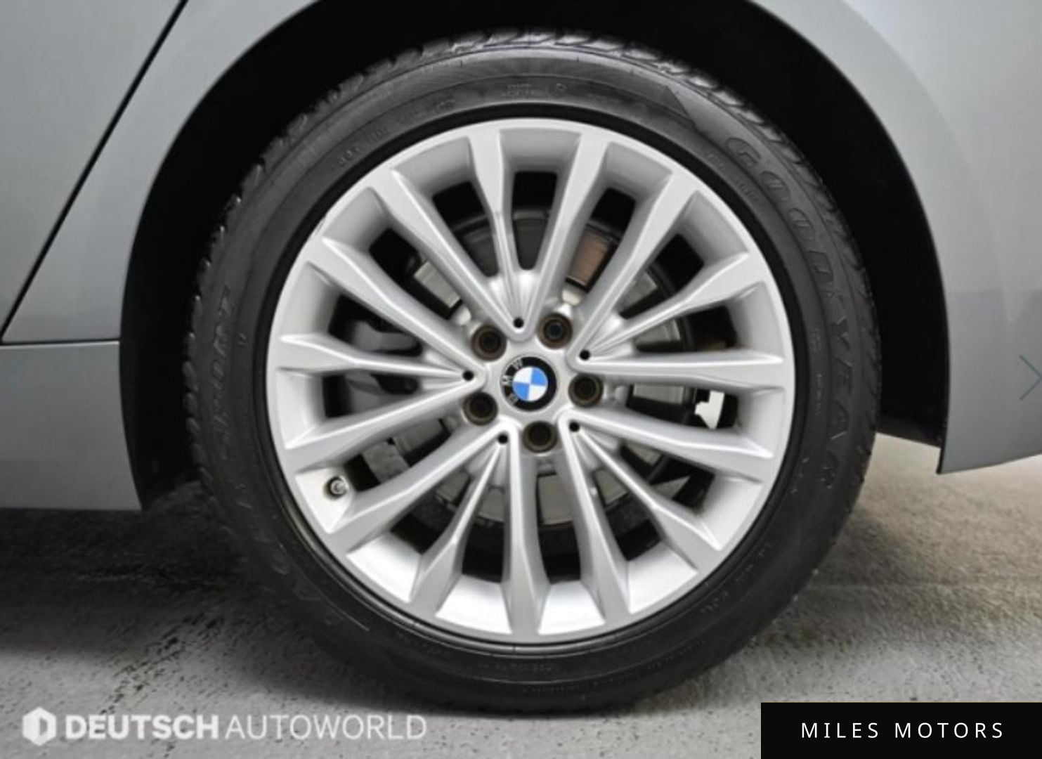 BMW 5 Series (G30) 2020 — миниатюра 4