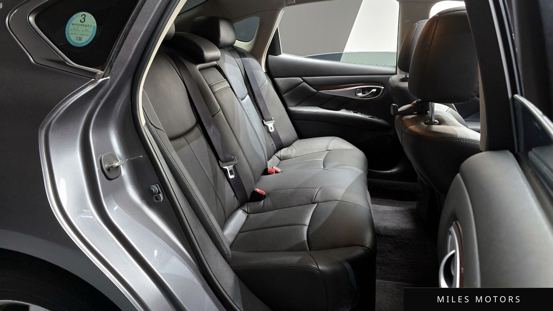 Infiniti Q70 2015 — миниатюра 12