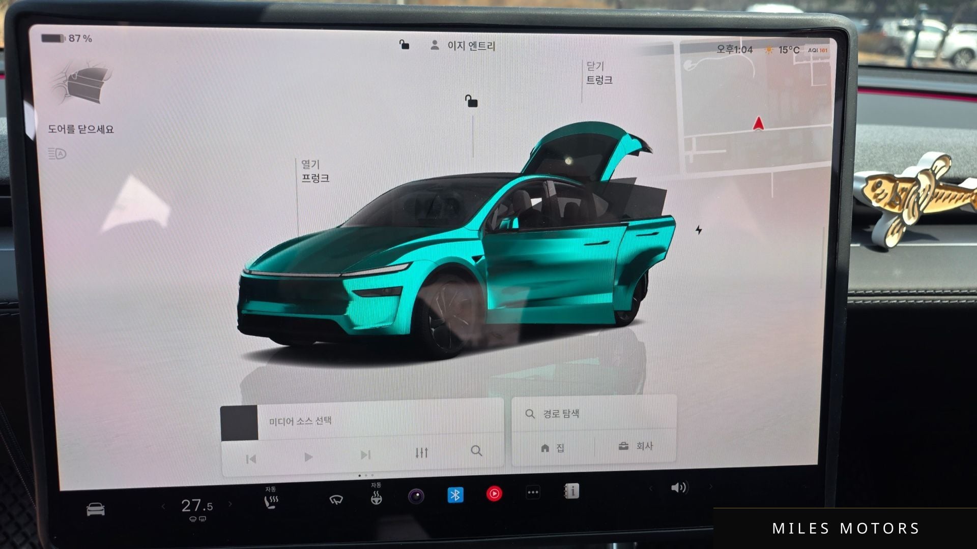 Tesla Model Y 2025 — миниатюра 7