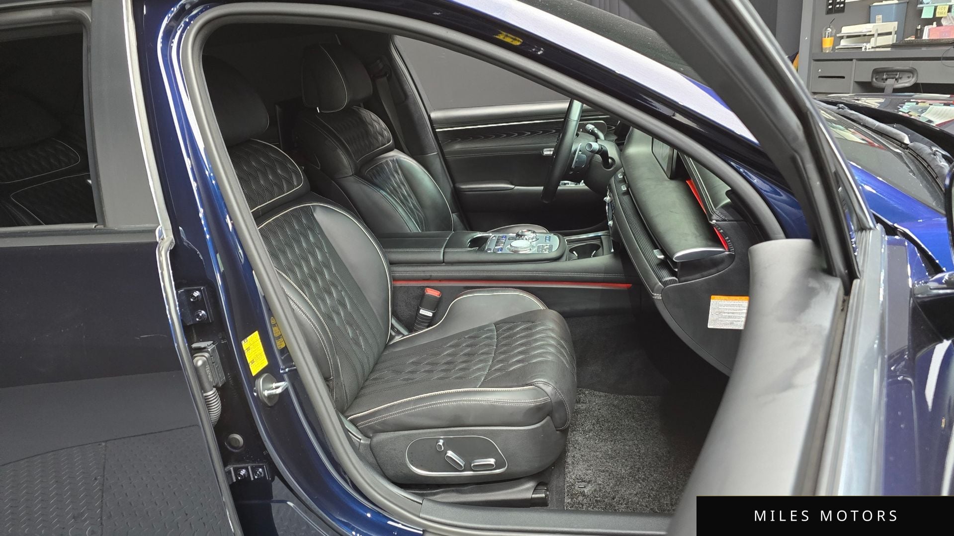 Genesis G90 (RS4) 2022 — миниатюра 12