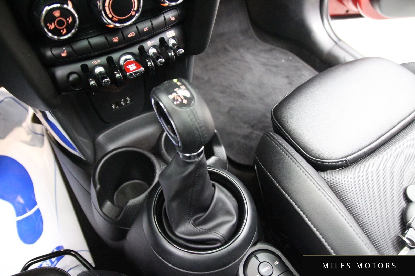 MINI Cooper D 2018 — миниатюра 10