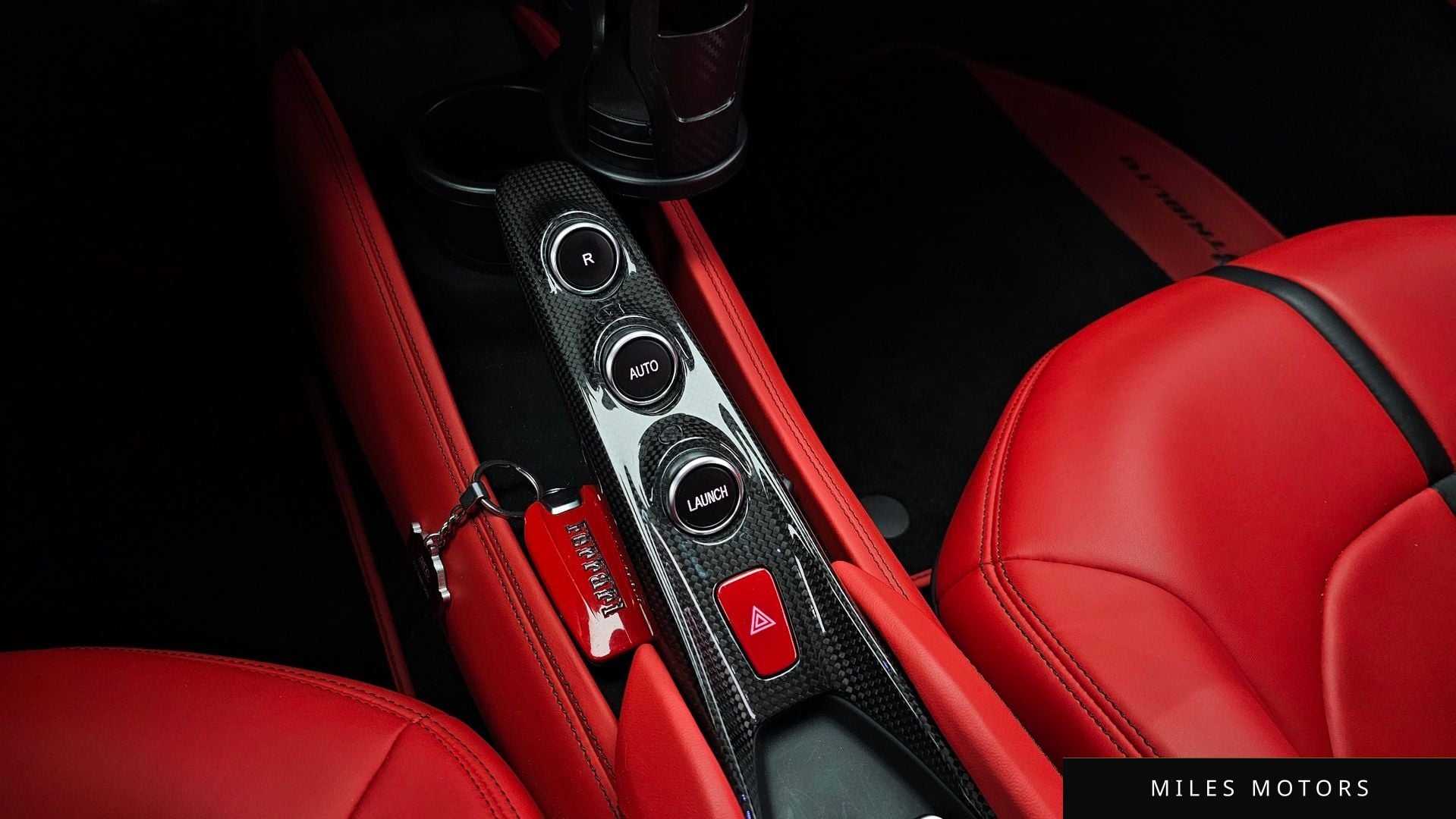 Ferrari F8 트리뷰토 2021 — миниатюра 9