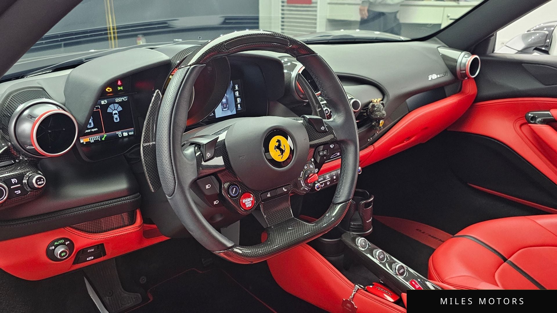 Ferrari F8 트리뷰토 2021 — миниатюра 13