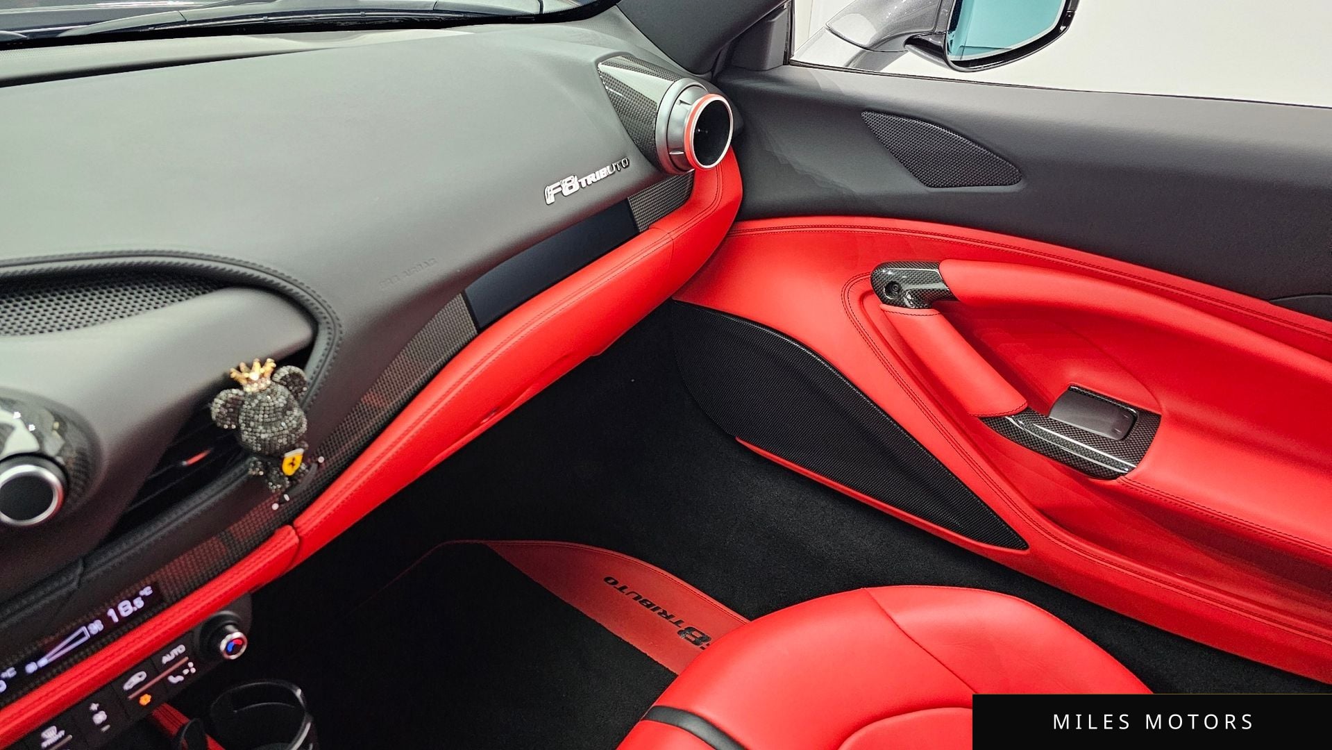 Ferrari F8 트리뷰토 2021 — миниатюра 15
