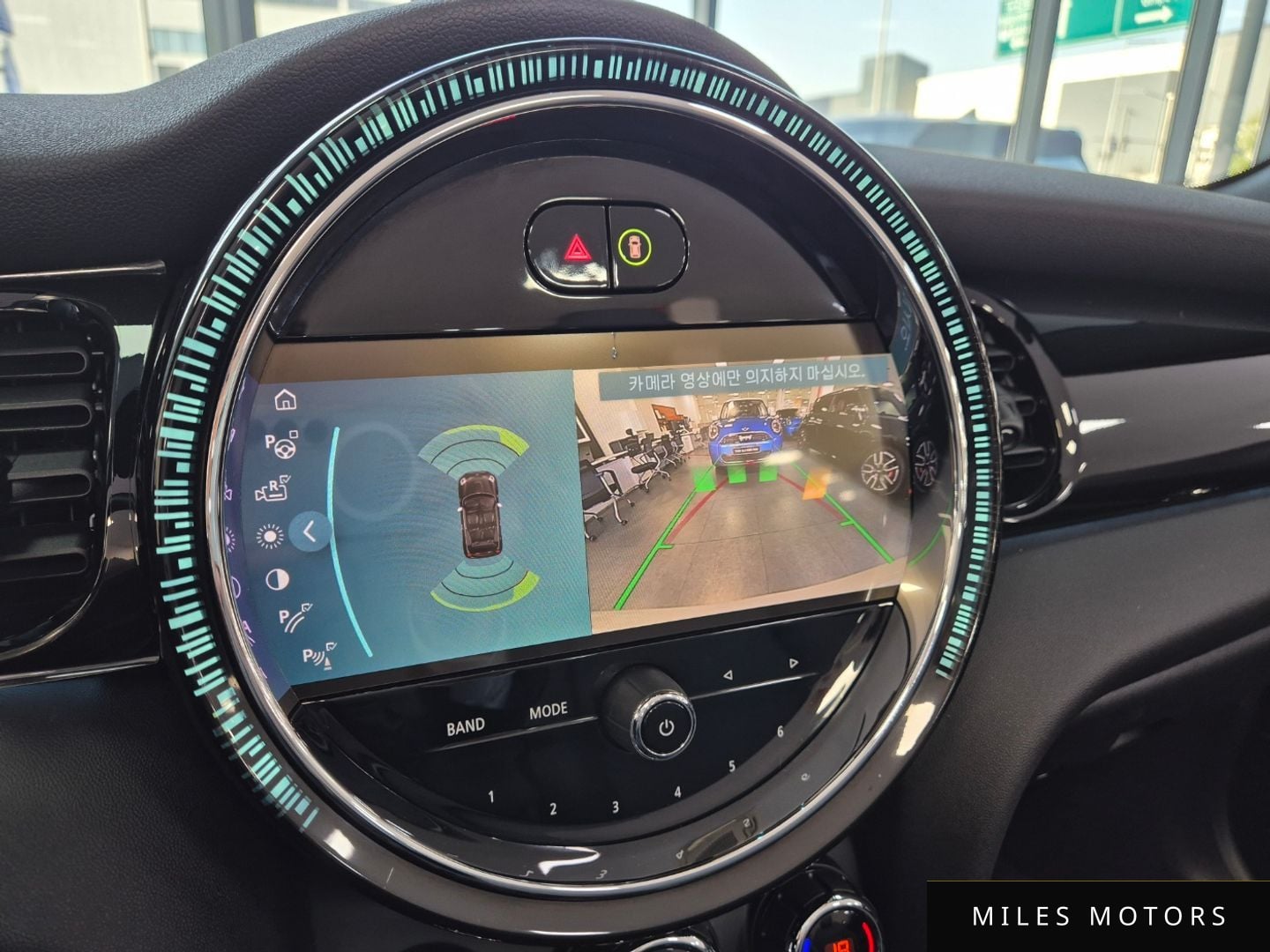 MINI Cooper Convertible 2024 — миниатюра 14