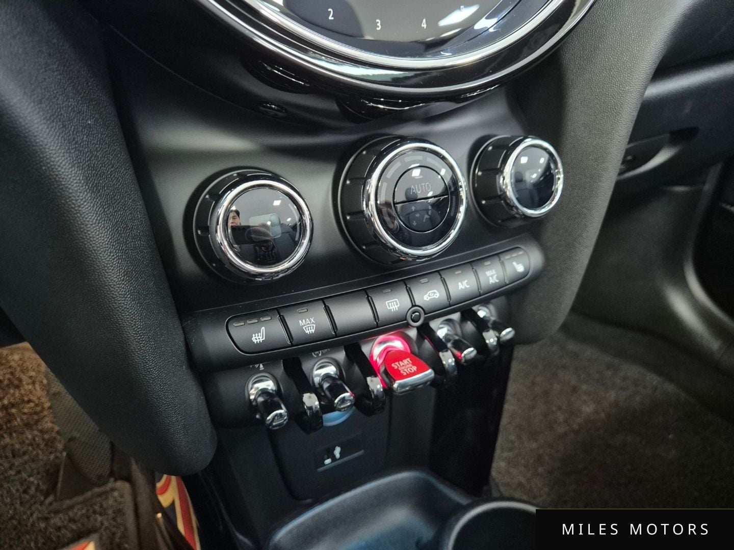 MINI Cooper Convertible 2024 — миниатюра 16