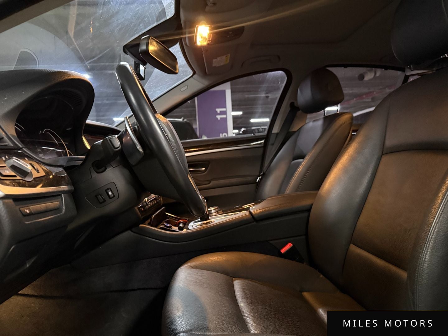 BMW 5 Series (F10) 2015 — миниатюра 5