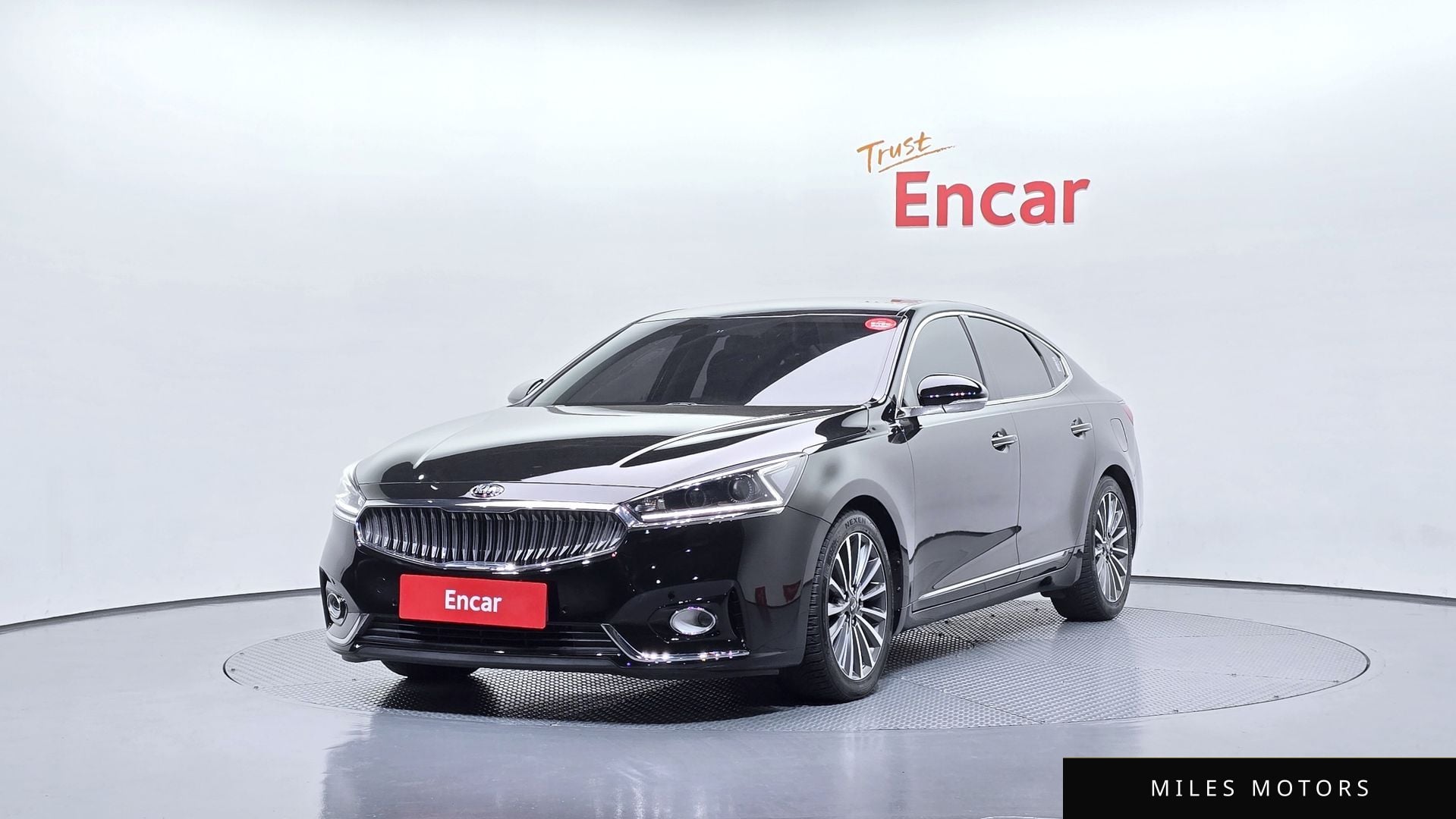 Kia K7 2018 — фото 1 из 12