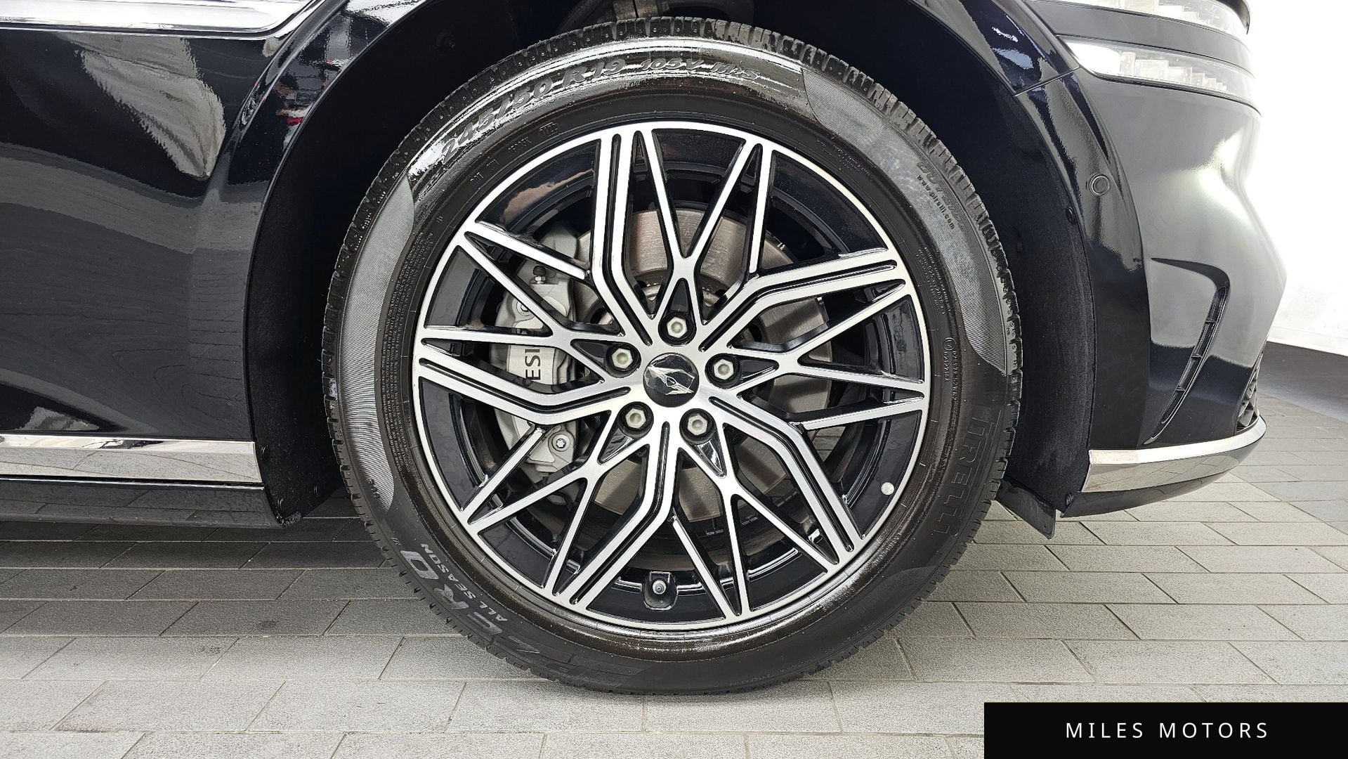 Genesis G90 (RS4) 2023 — миниатюра 5
