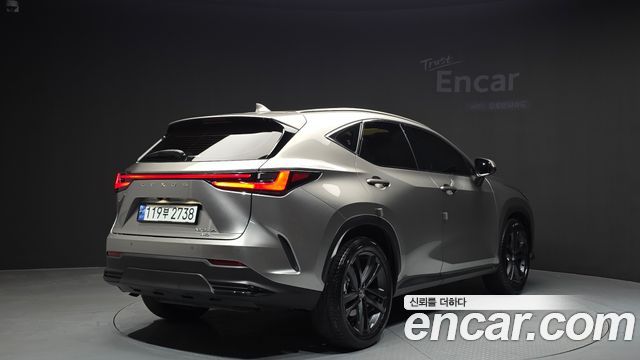 Лексус NX350h 2024 — миниатюра 2