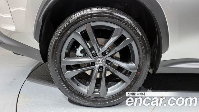 Лексус NX350h 2024 — миниатюра 5